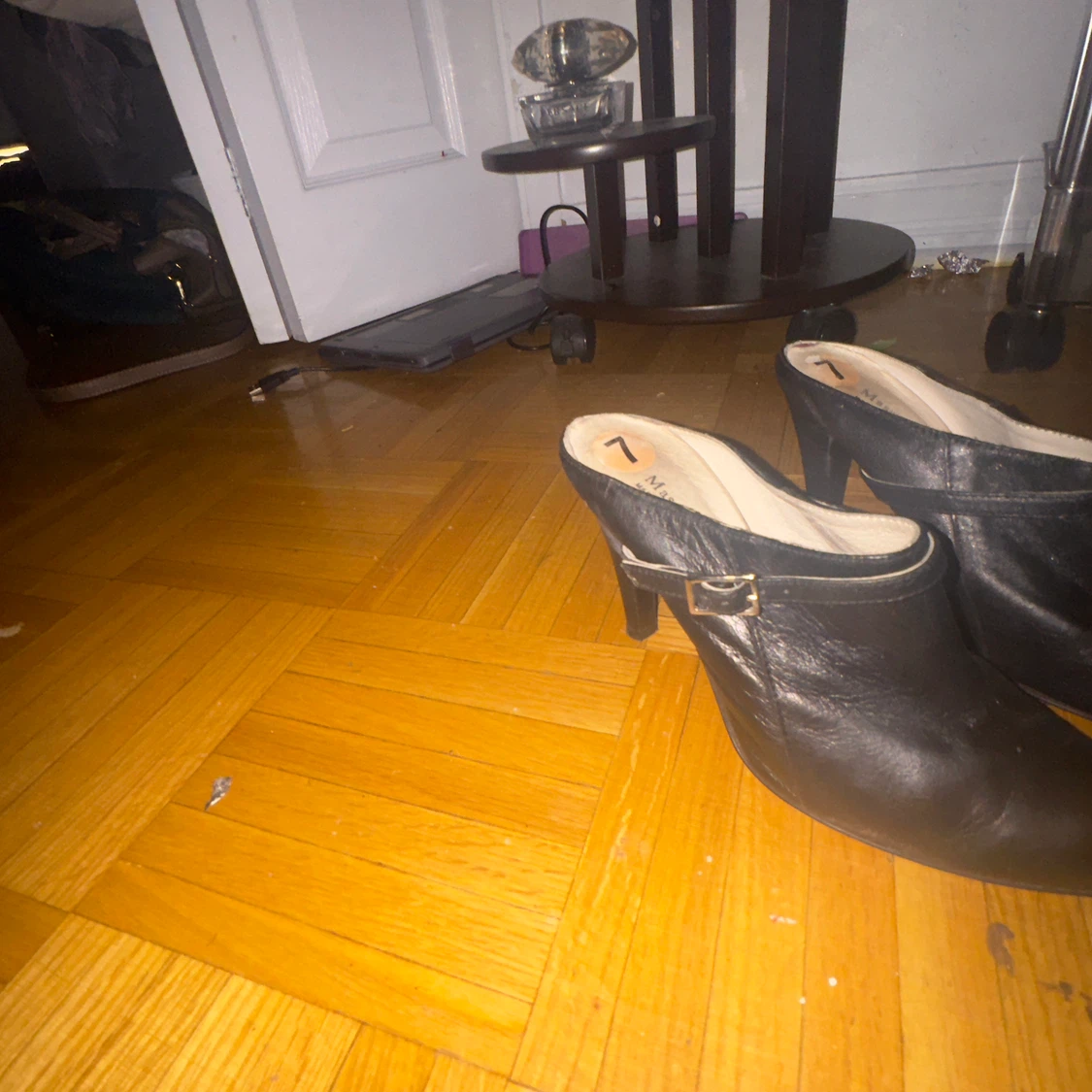 Massimo Baldini black leather mules size 7