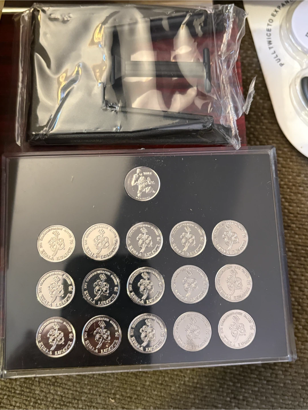 1986 Malaysia air  ‘86 Miniature commonwealth Medallions Set