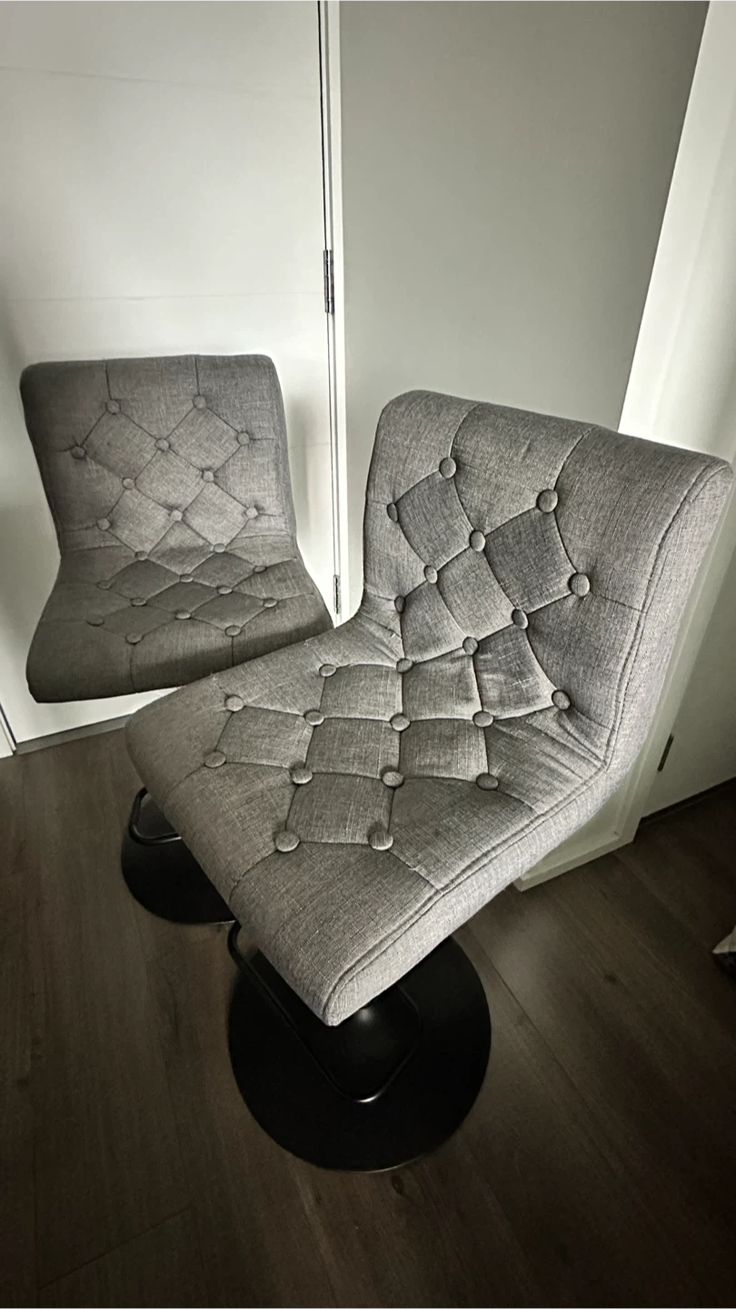 Bar stools x2