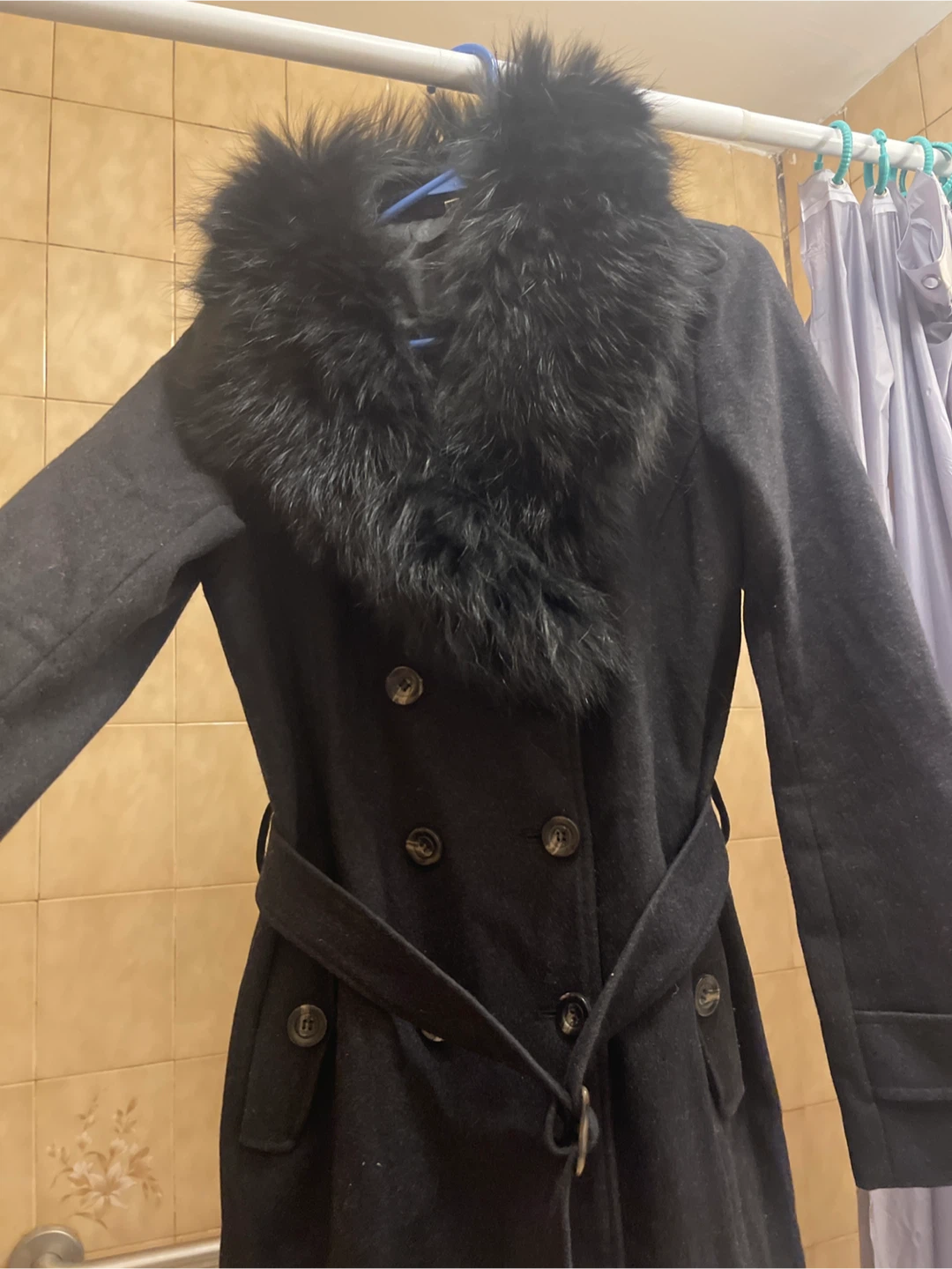 H&M Black Trench Coat with Fur Collar - photo 4