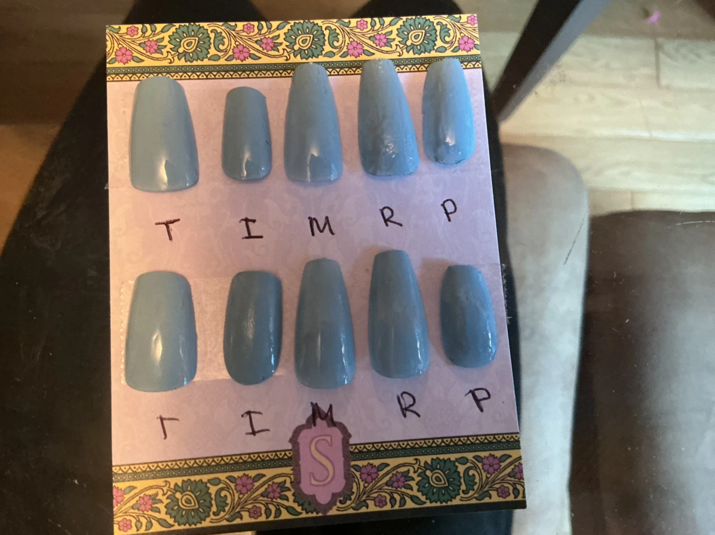 Light Blue Press-On Nails Set