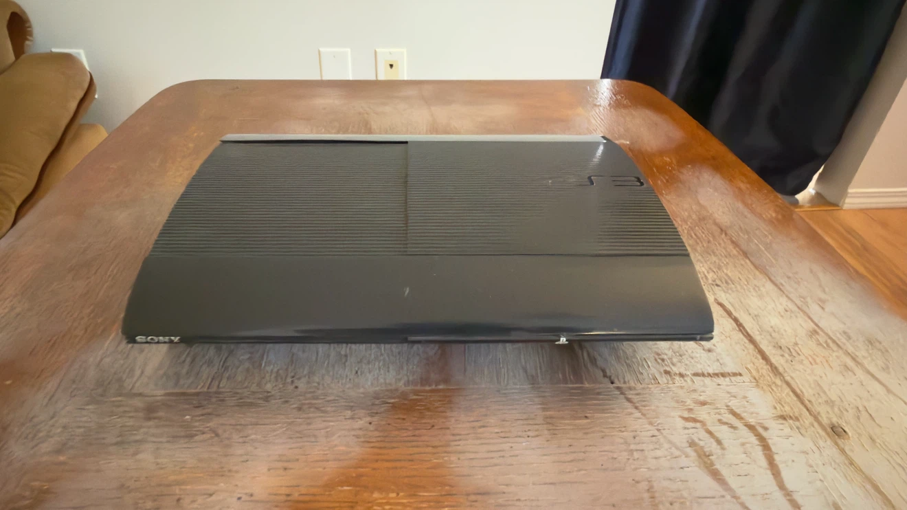 Sanyo 43" TV, Xbox One S, and PlayStation 3 - photo 4