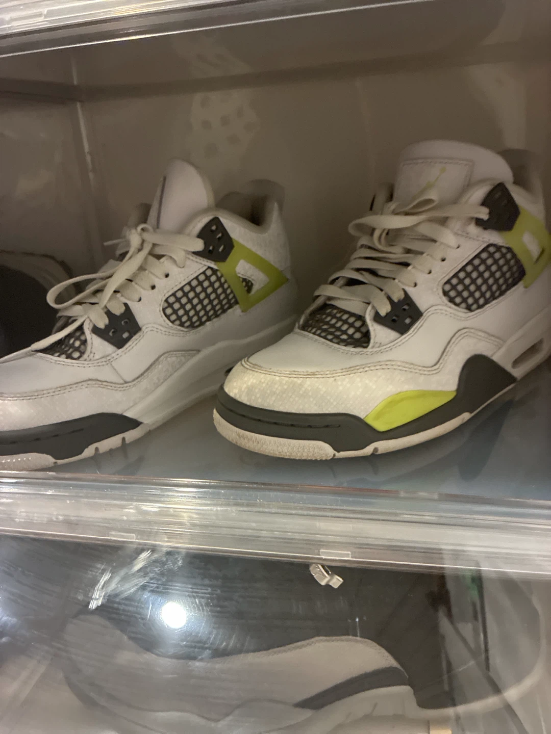 Air Jordan 4 Retro SE Size 5.5Y - photo 2