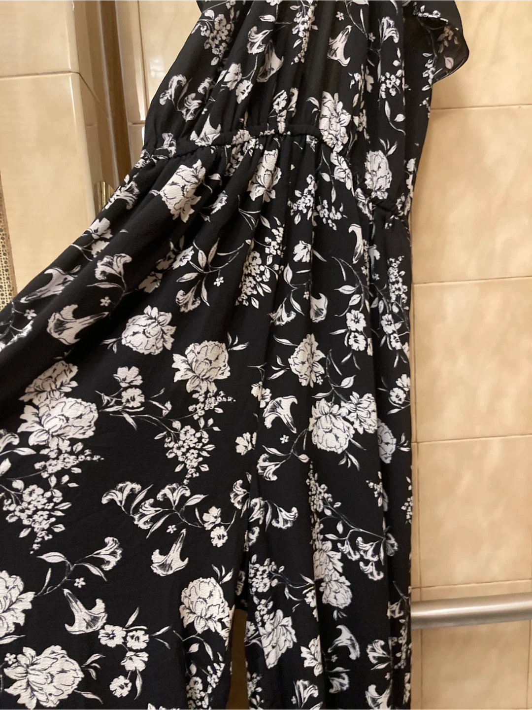 joy joy black and white floral jumpsuit - photo 3