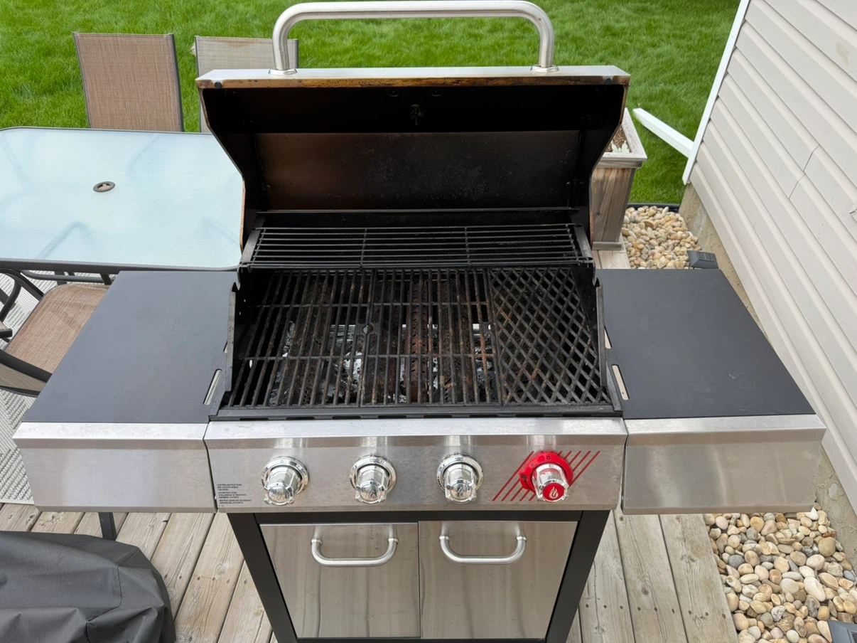 Dyna-Glo 4 Burner Propane Gas Grill BBQ - photo 2