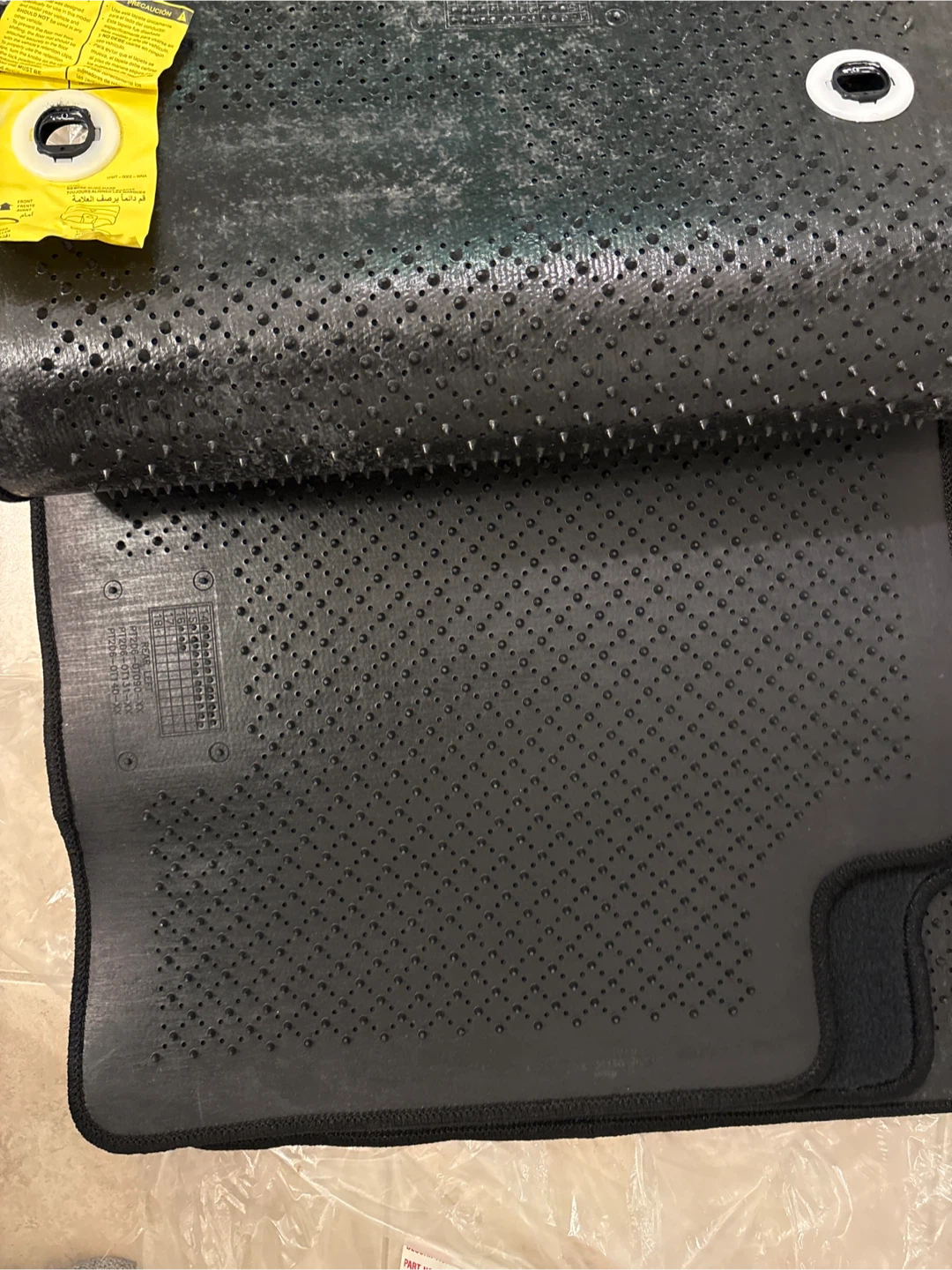 Toyota Venza Genuine Carpet Floor Mats (4pc Set) - photo 3