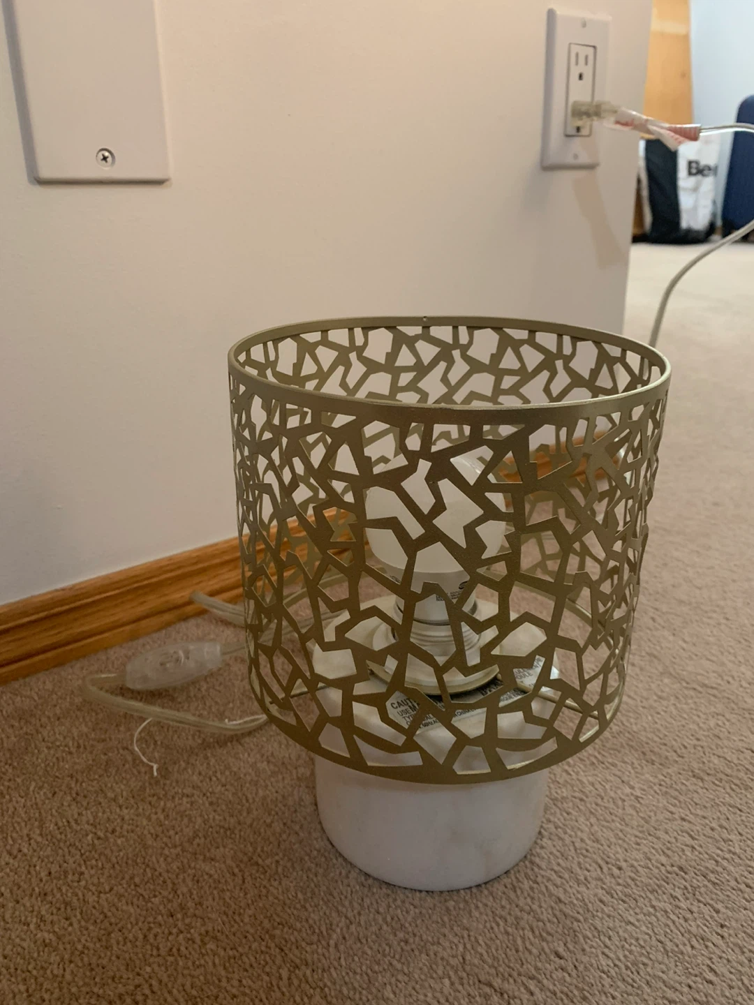 Decorative Metal Cutout Table Lamp - photo 5