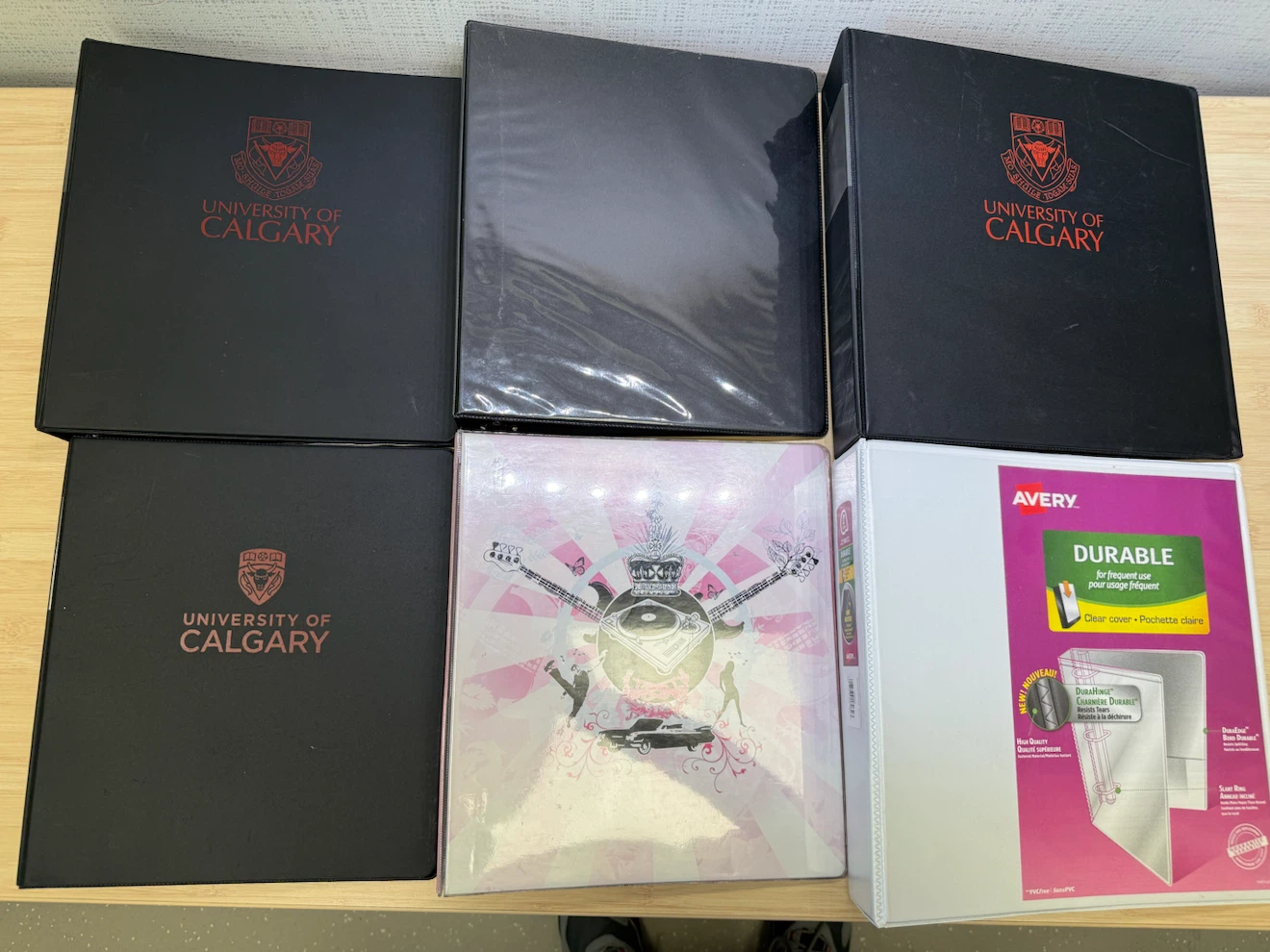 Set of 6 assorted binders