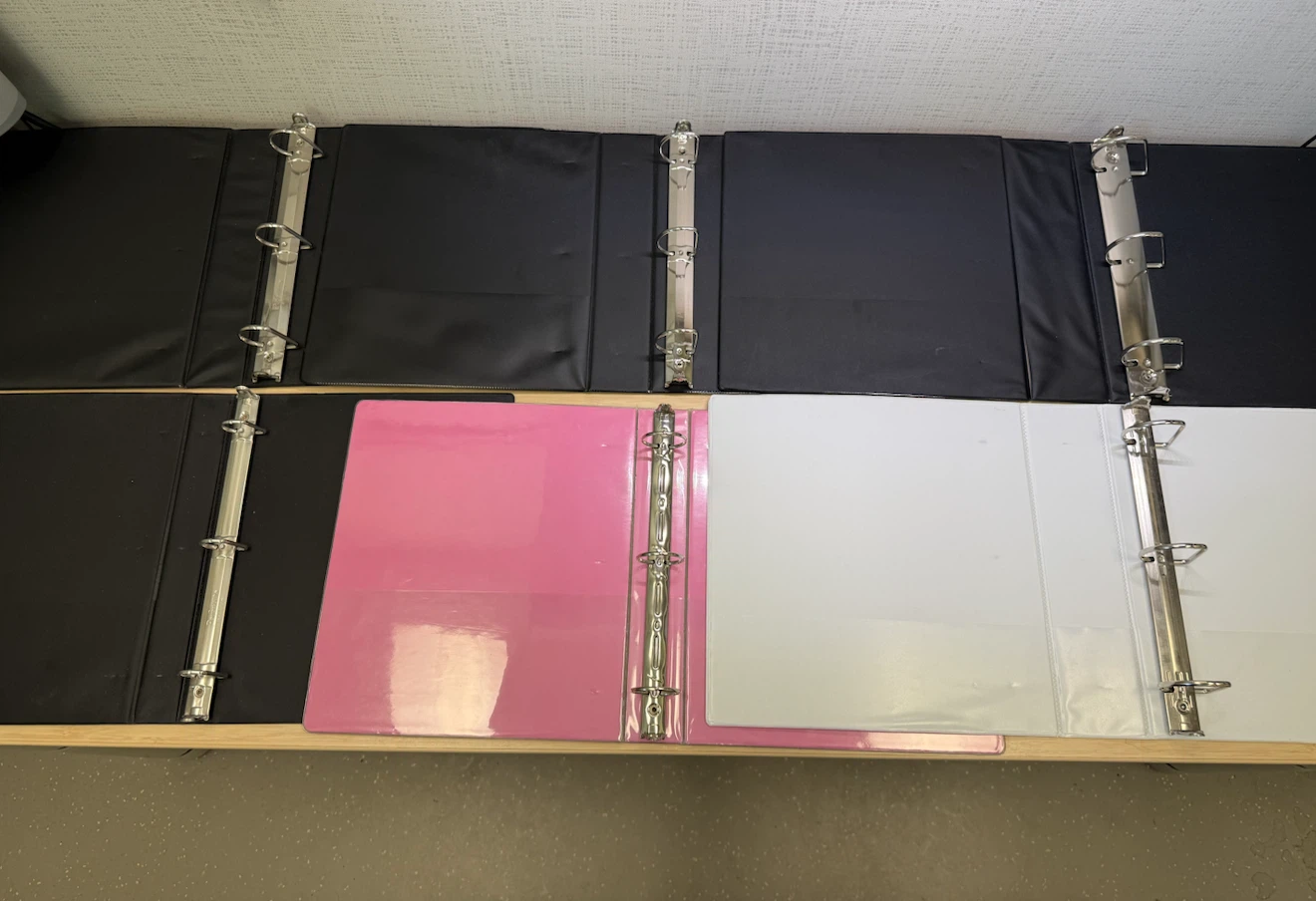 Set of 6 assorted binders - photo 2