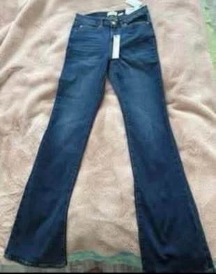 Nicole Miller New York Jeans (New) (Size 4)