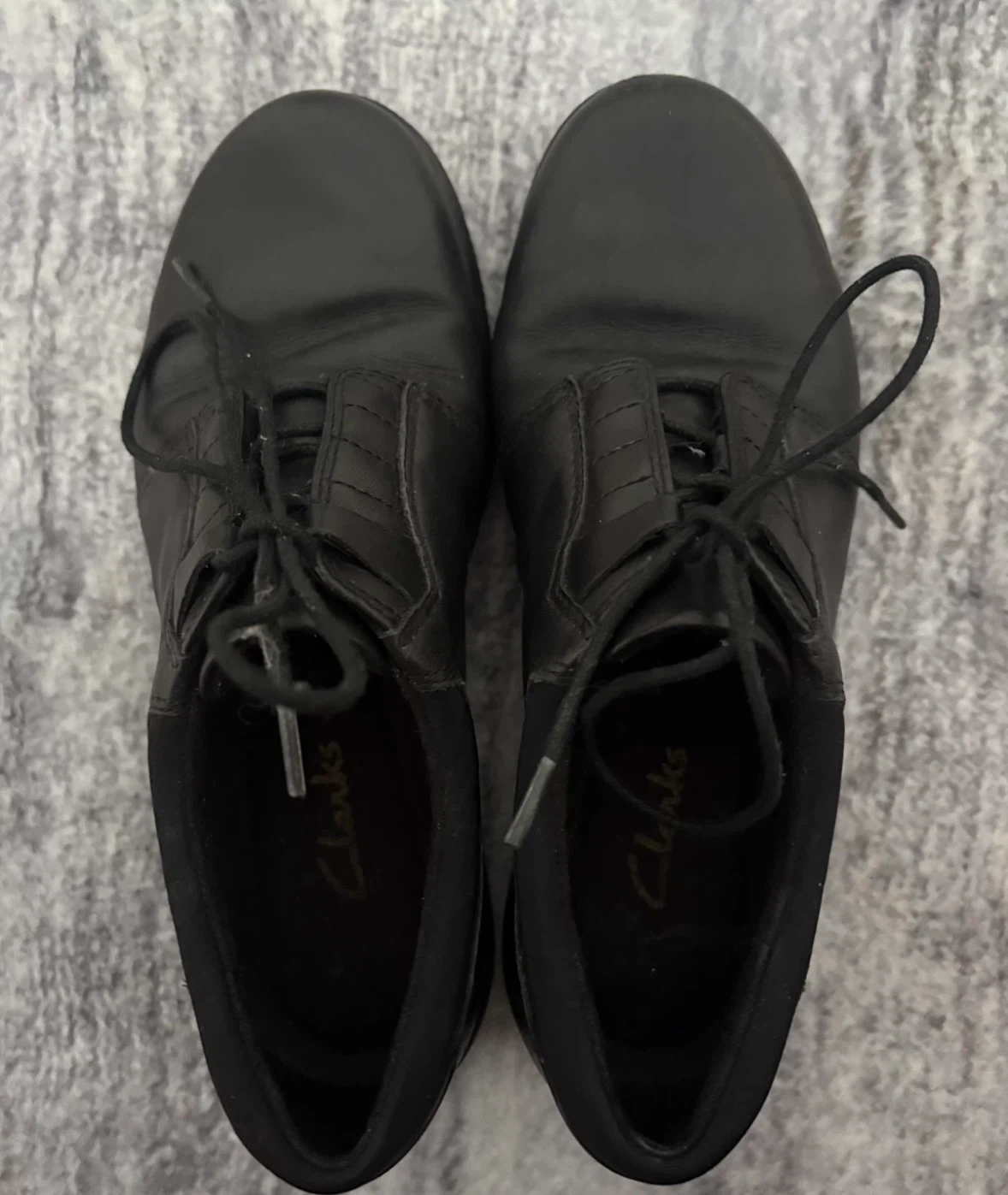 Clarks dress shoes (Worn once, like new) (Size 6) (Women’s)