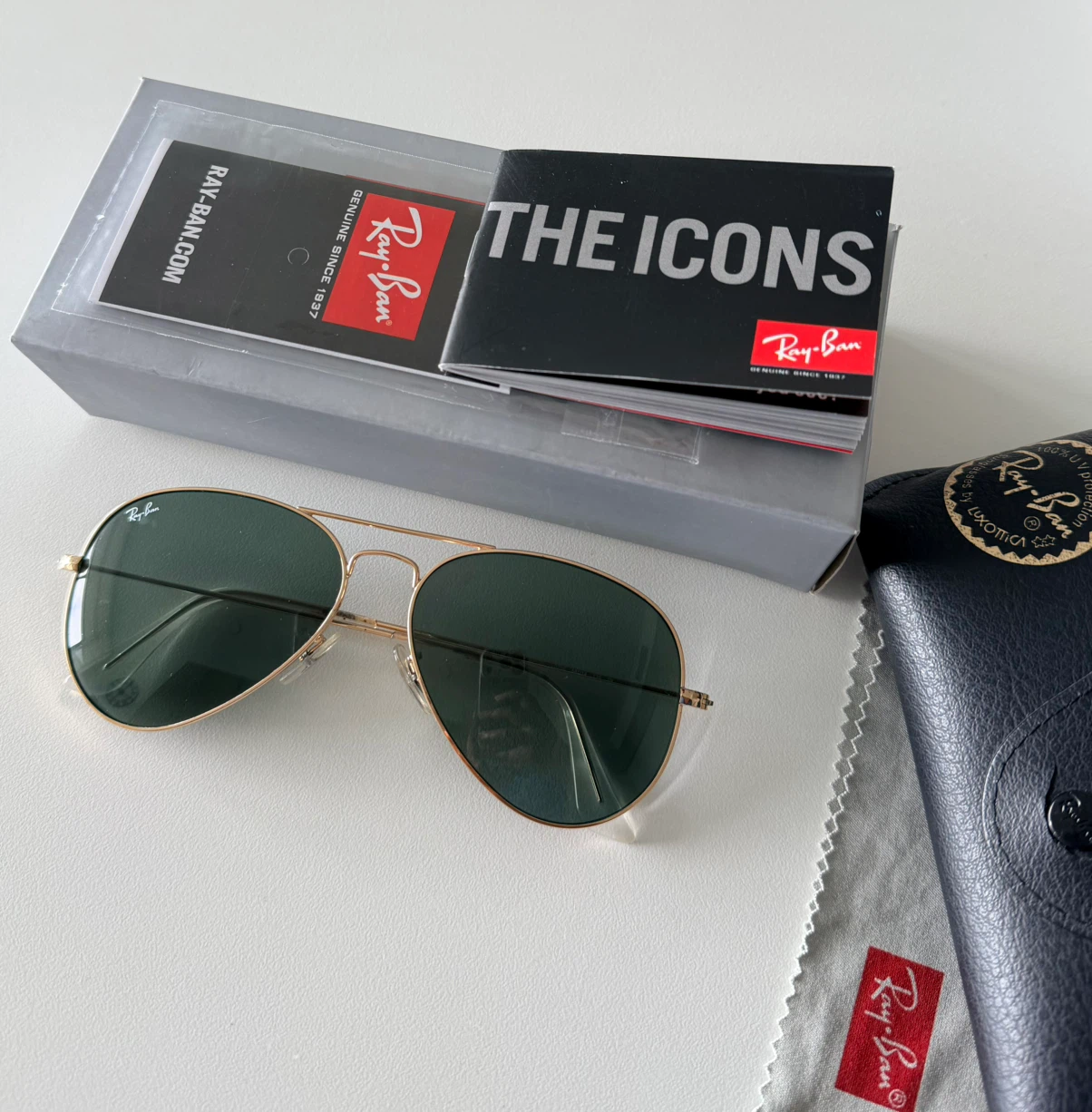 Ray-Ban Aviator Sunglasses