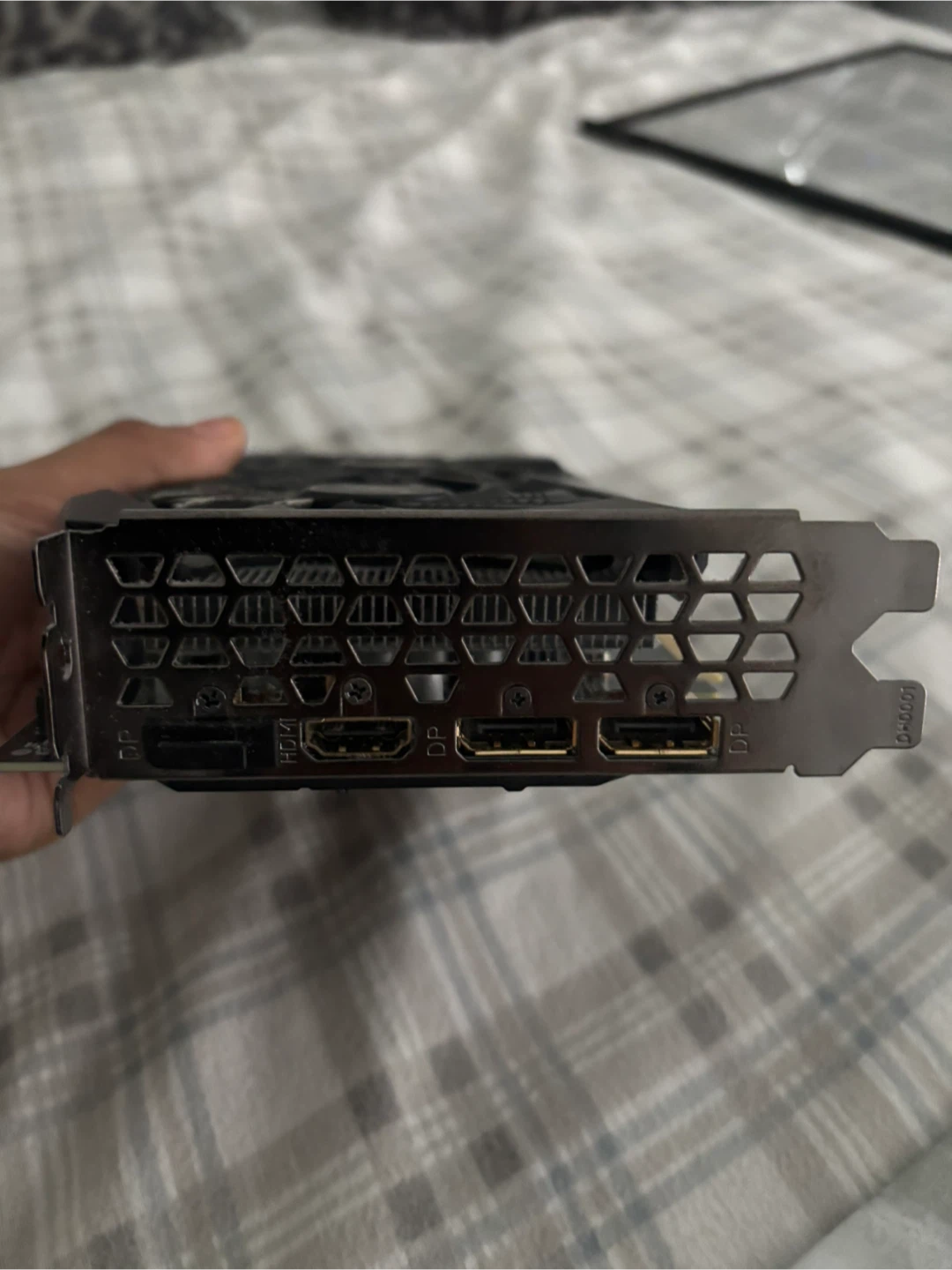 Gigabyte GeForce GTX 1660 Ti - photo 4
