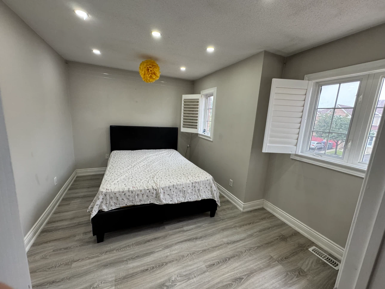 Private room for rent - photo 2