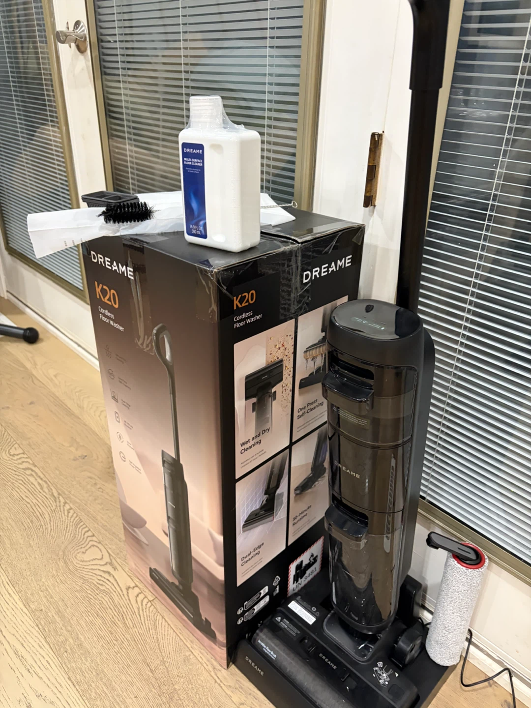 Dreame K20 Cordless Wet Dry Floor Washer - photo 2