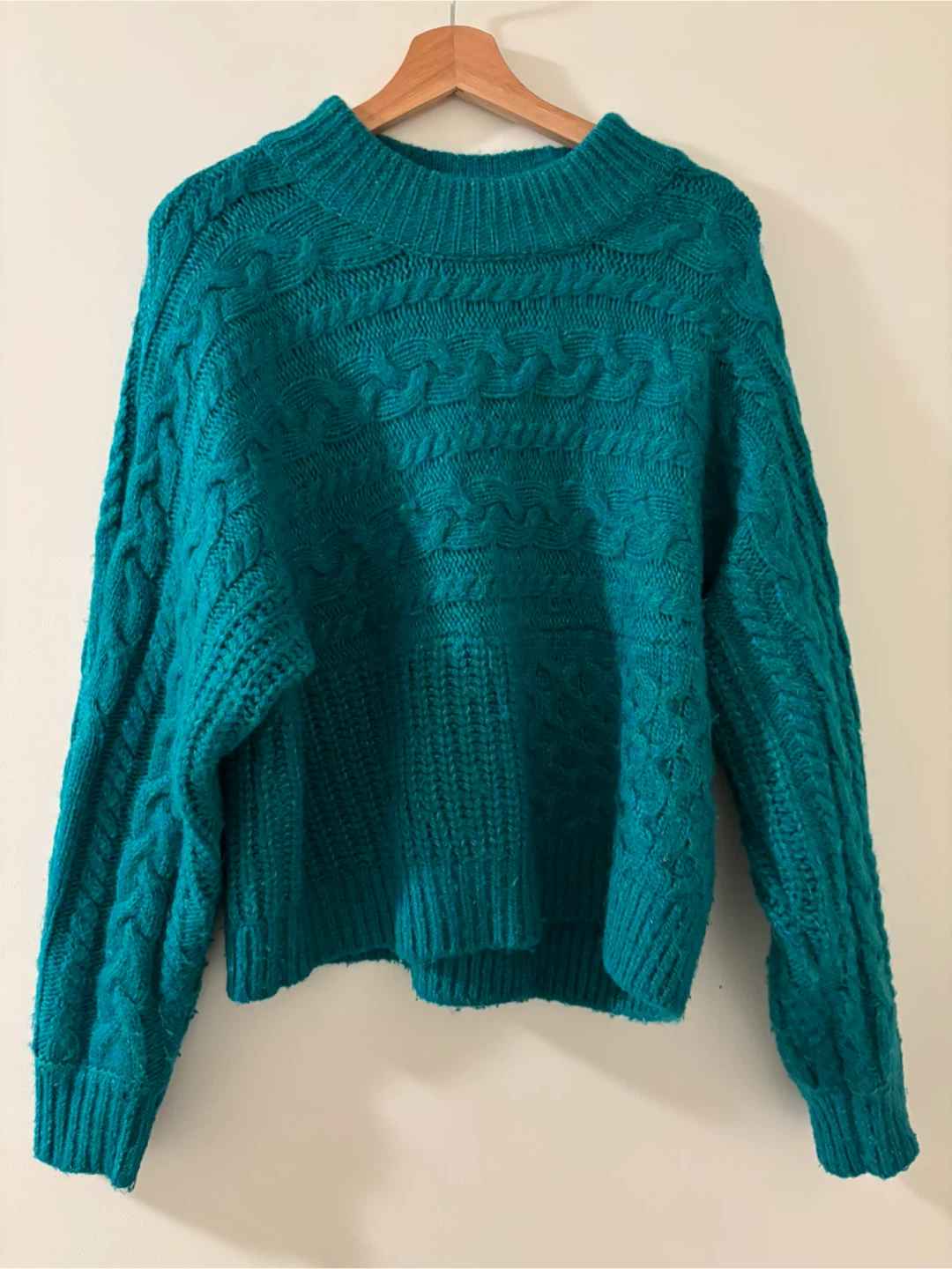 Abercrombie & Fitch Teal Cable Knit Sweater