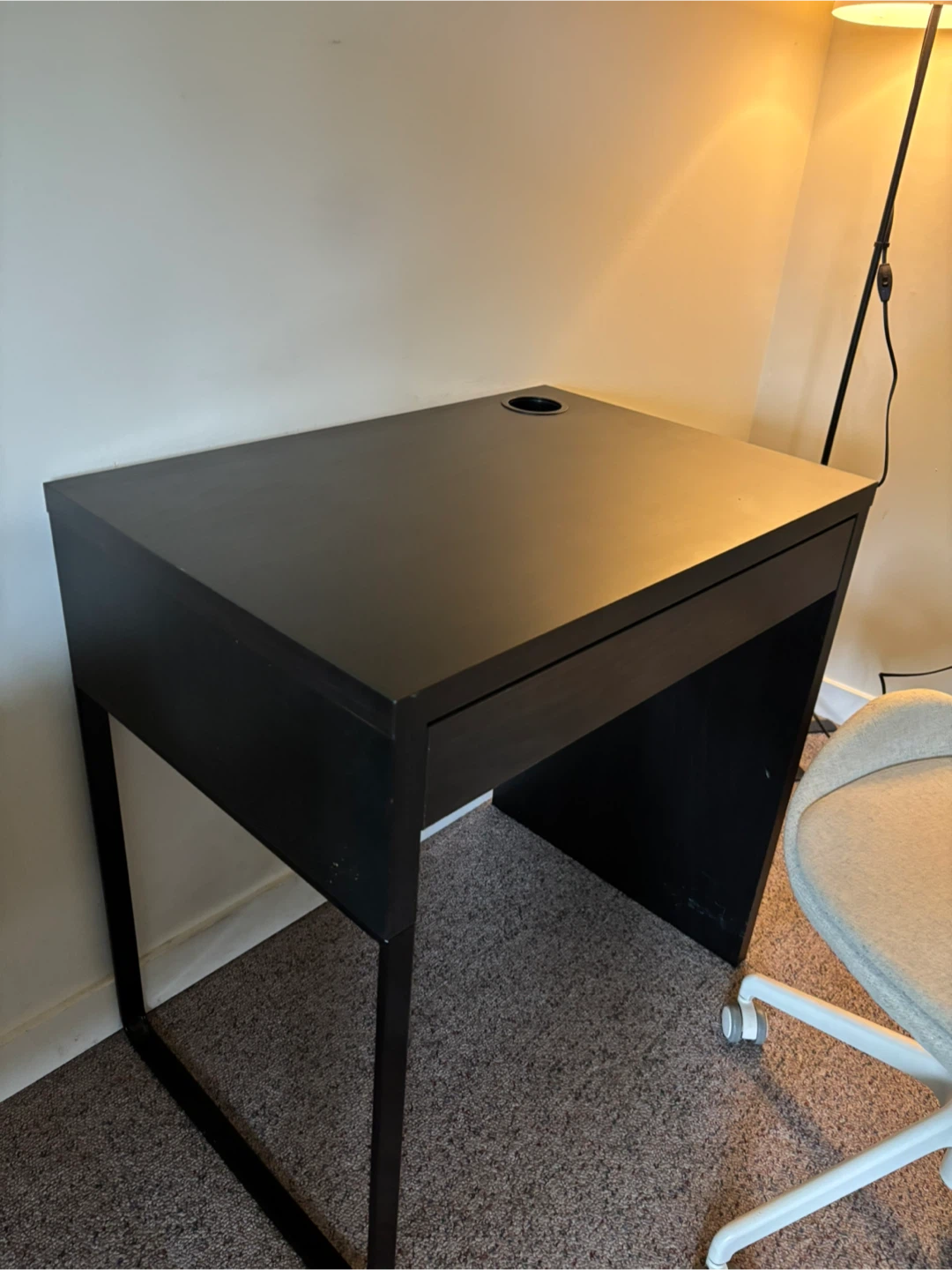 IKEA MICKE Desk and Matching Office Chair - photo 3