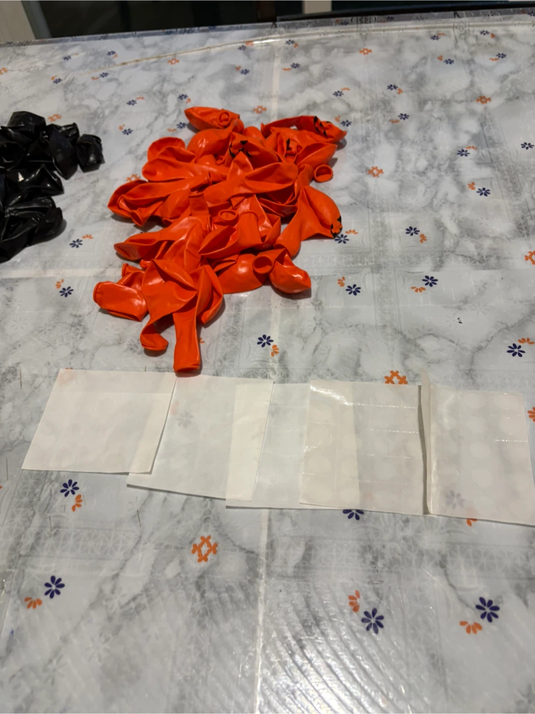102-Piece Halloween Balloon Decoration Set – Orange & Black