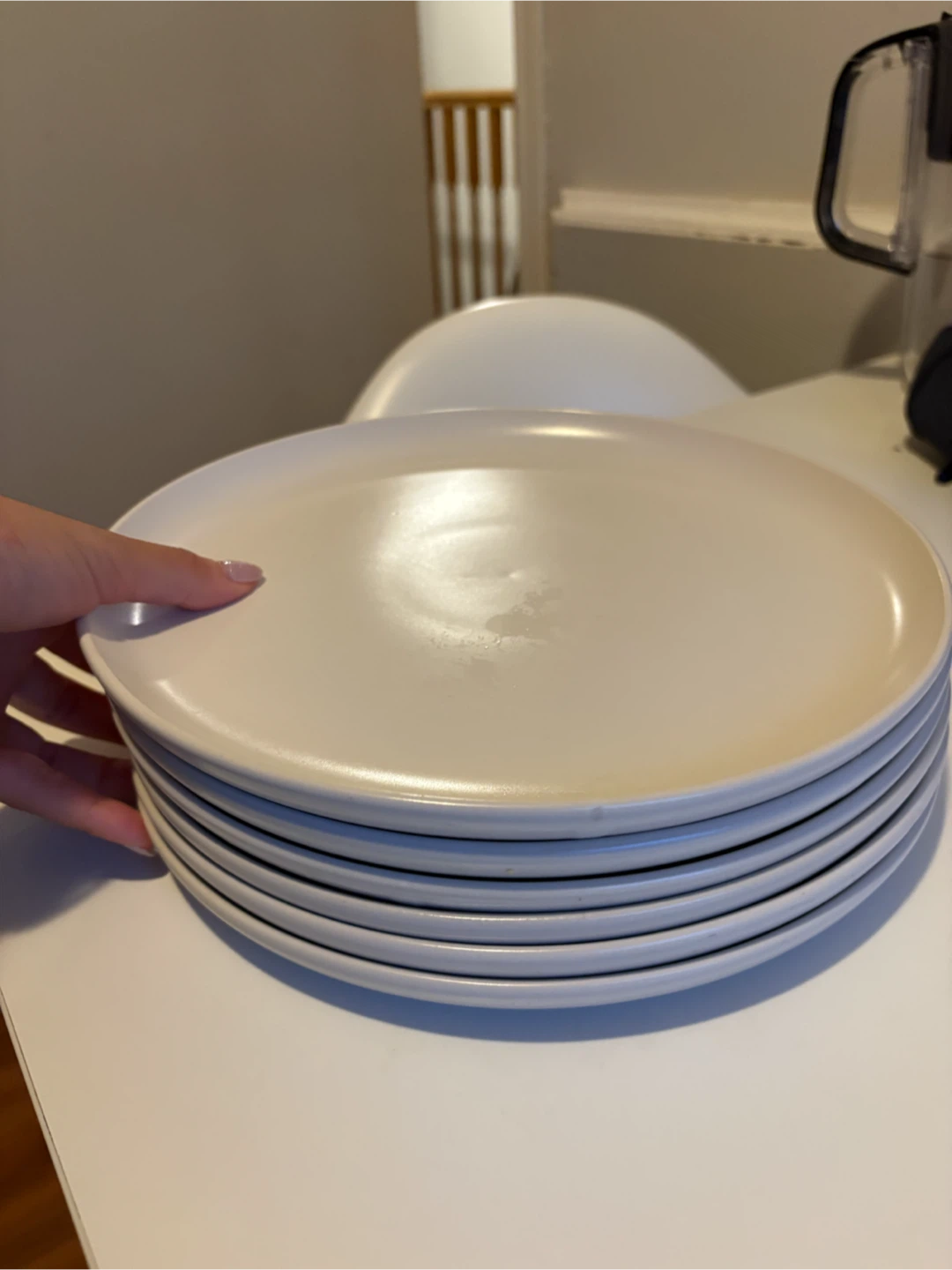 Set of West Elm Cream Plates 6 - photo 2