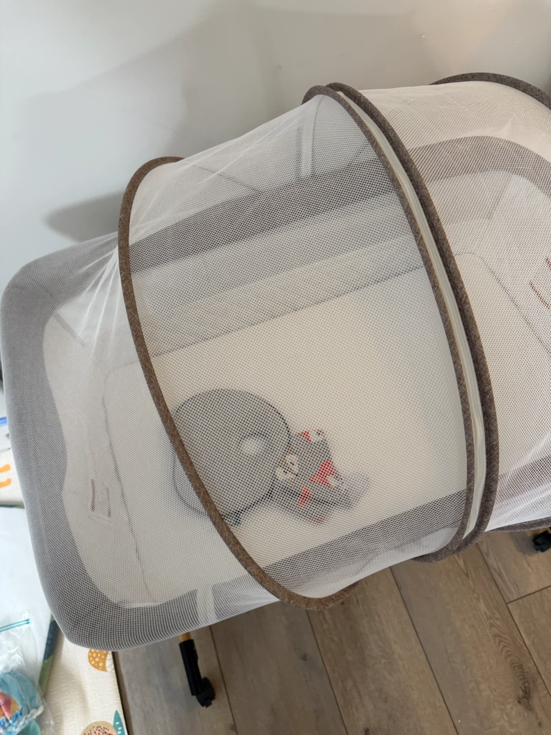 Baby Bassinet with Mosquito Net - photo 4