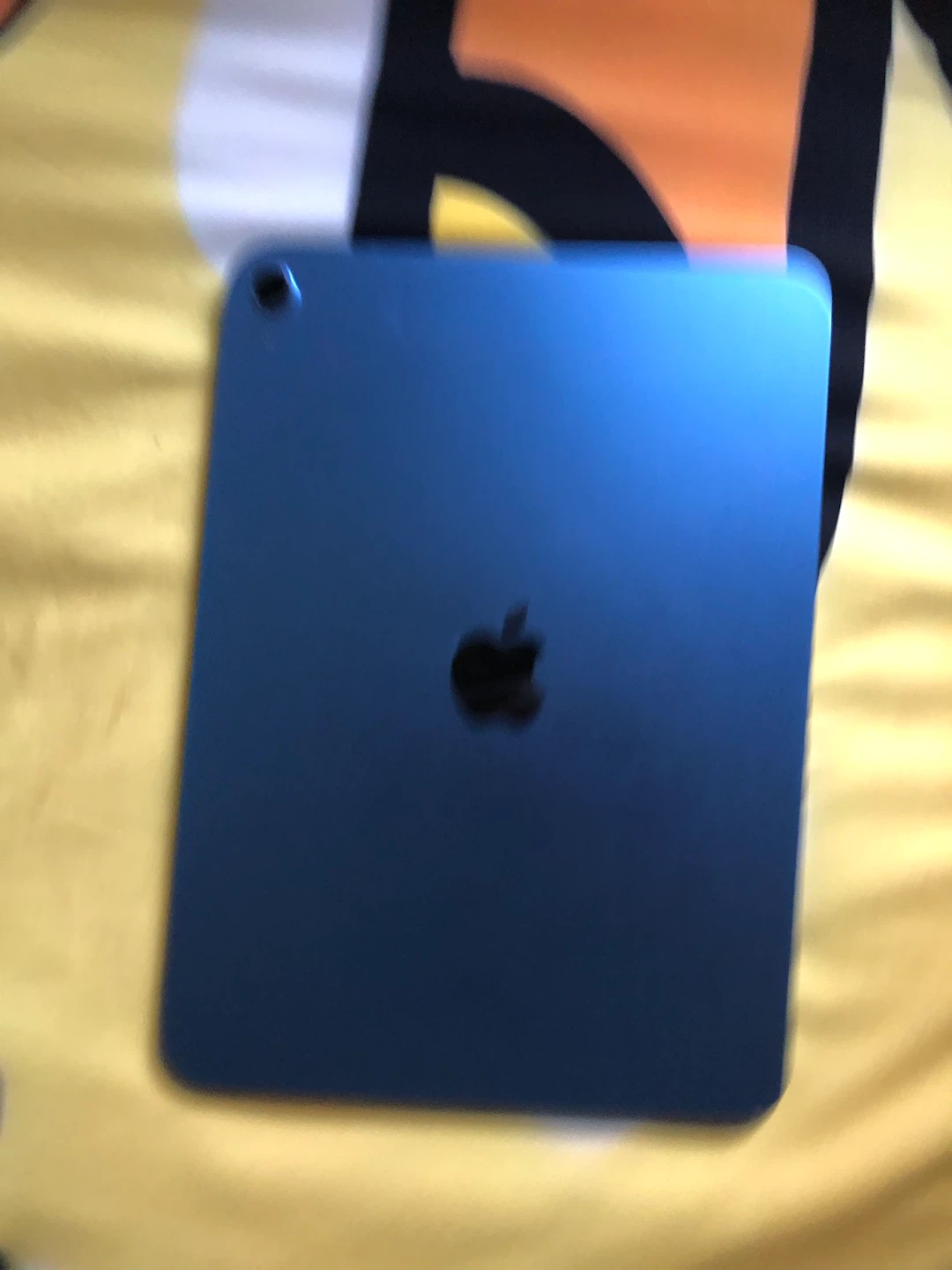 Apple iPad 10th Generation - photo 3