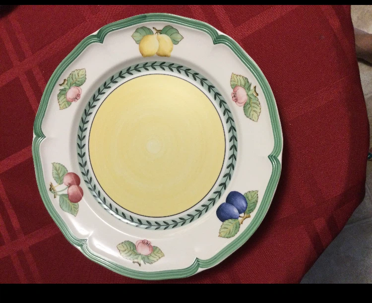 DINNERWARE - photo 3