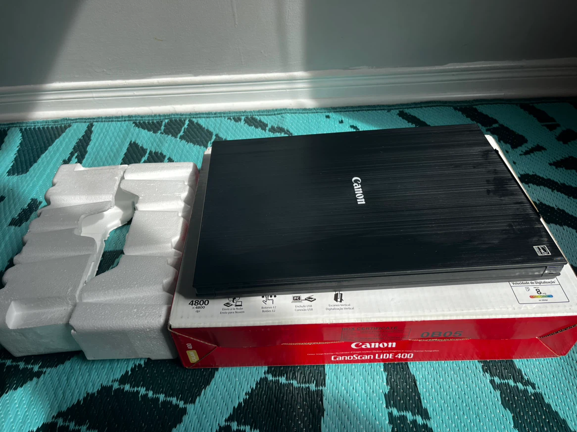 Canon CanoScan LiDE 400 Scanner - photo 2
