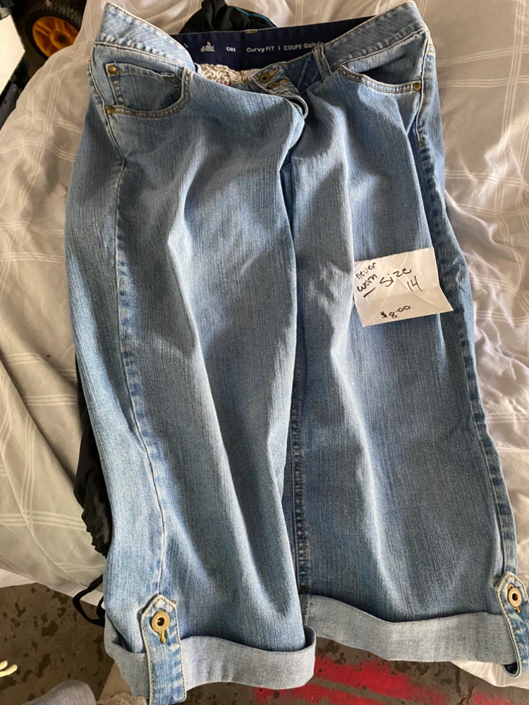 Ladies capris  size 10 to size 14 - photo 2
