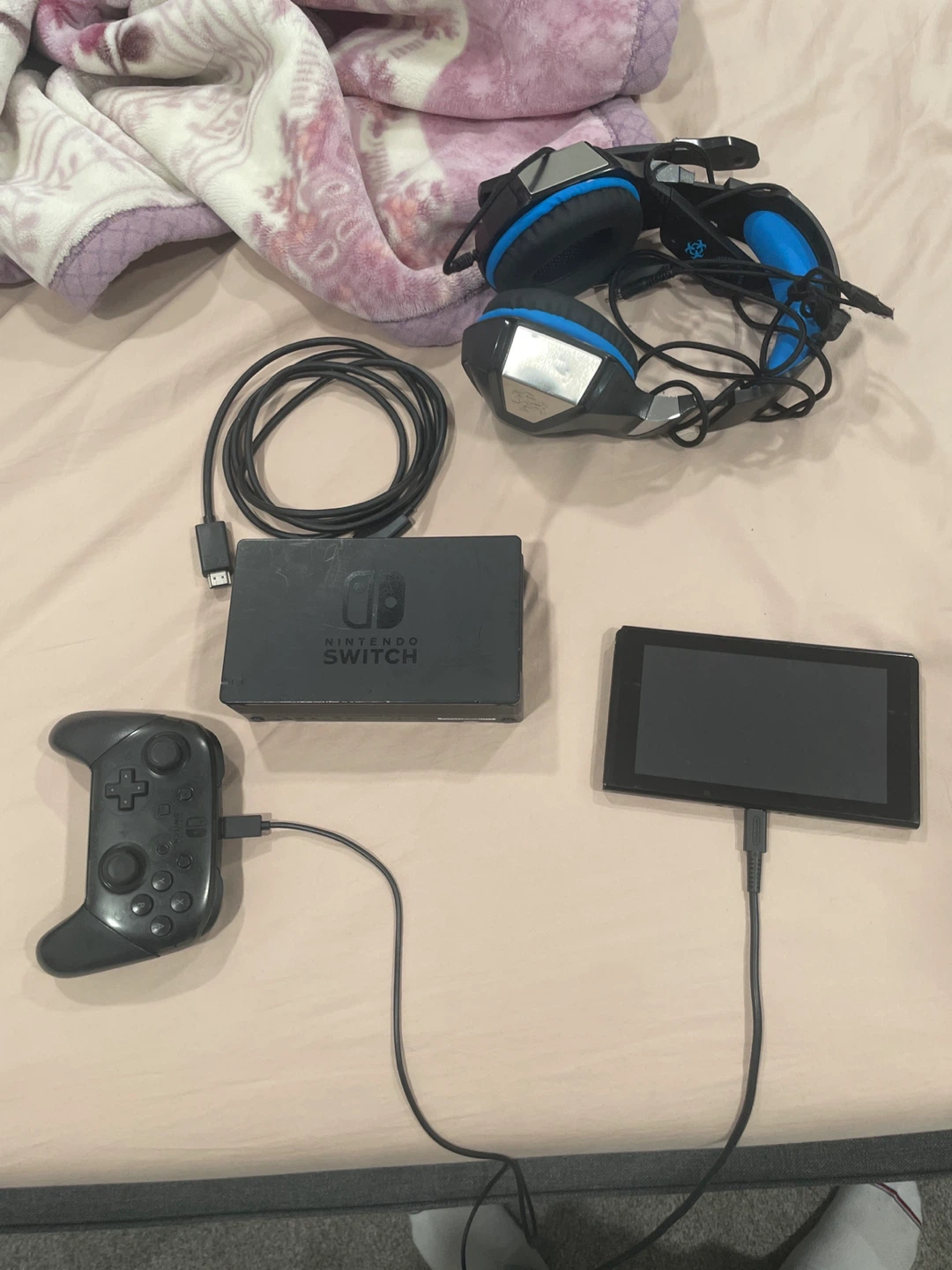 Nintendo Switch Console Set with Pro Controller