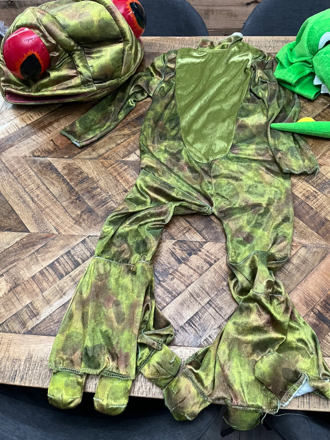 Kids assorted costumes - photo 3