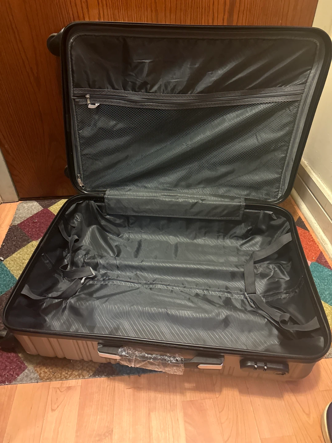Love Poll hard-shell carry-on suitcase - photo 5