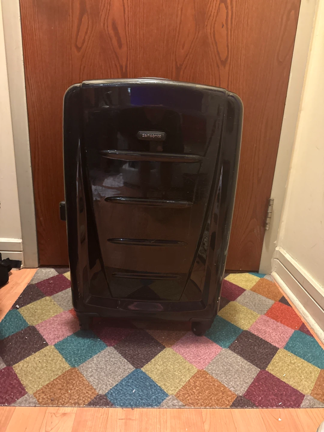 Samsonite black hardside spinner suitcase