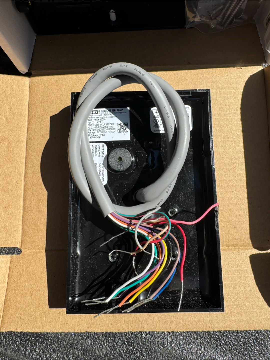 HID multiCLASS SE RP40 Security Reader - photo 3