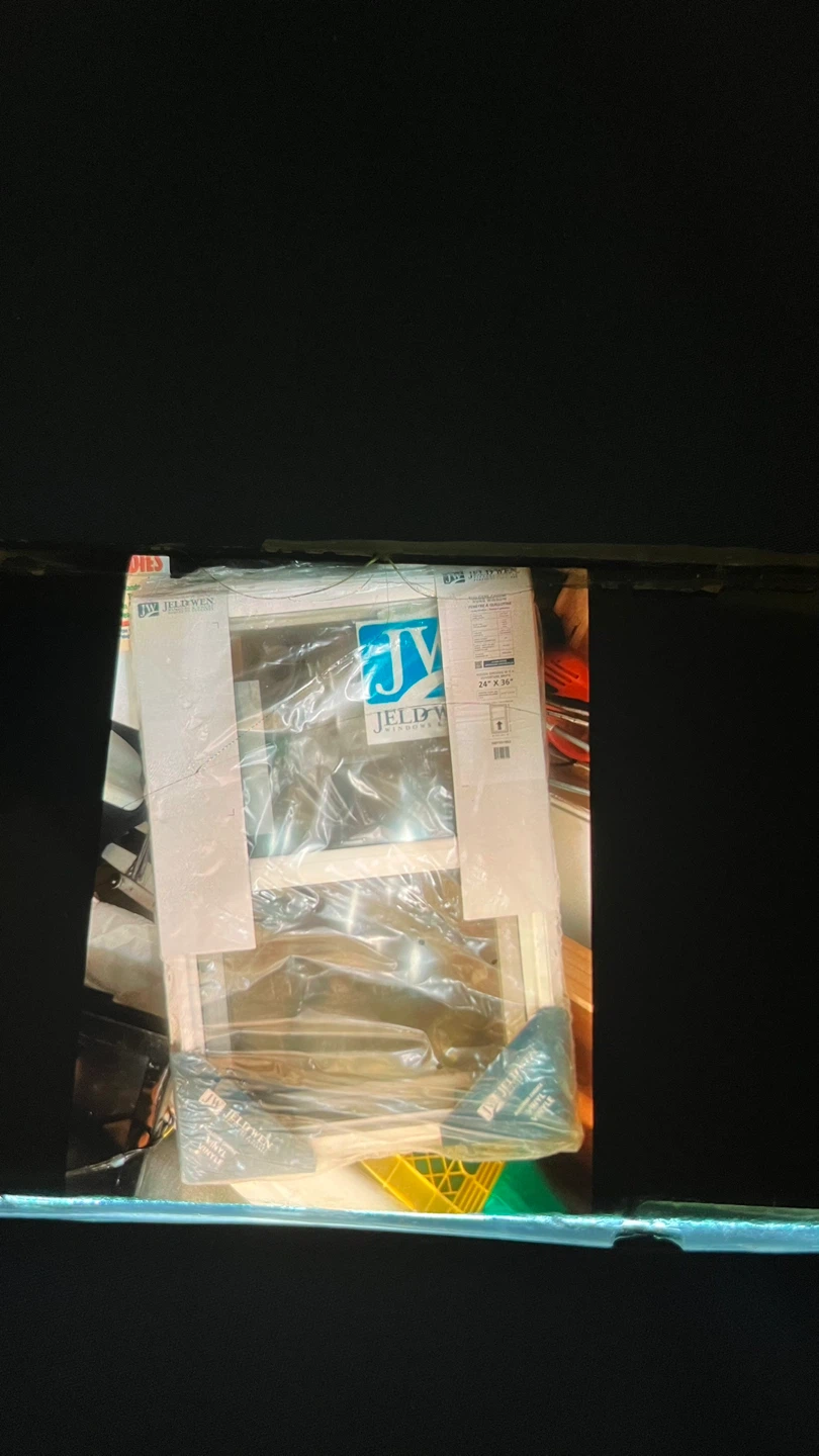 JELD-WEN Vinyl Single Hung Window 24" x 36" - photo 2