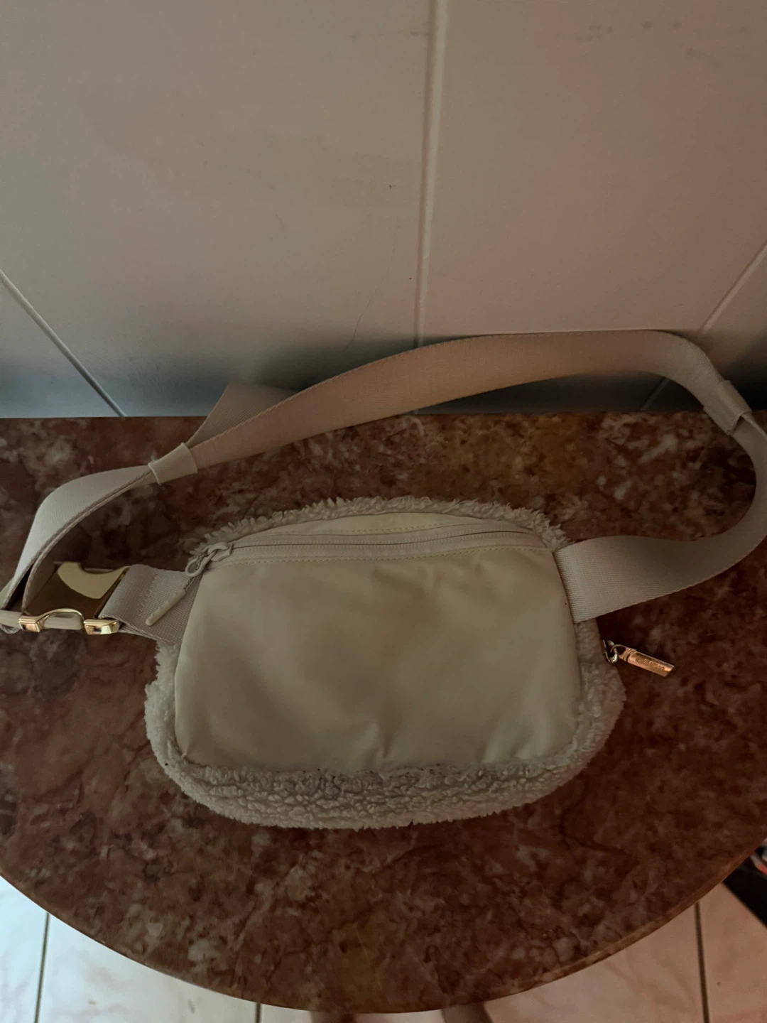 Lululemon Everywhere Belt Bag - photo 2