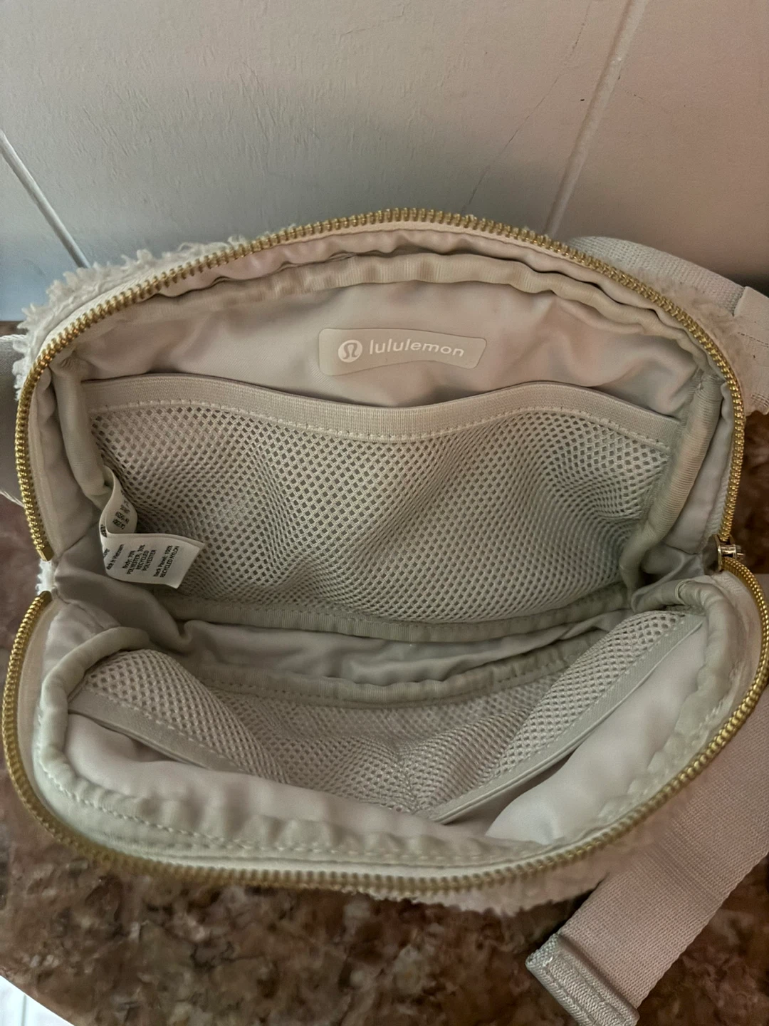 Lululemon Everywhere Belt Bag - photo 4