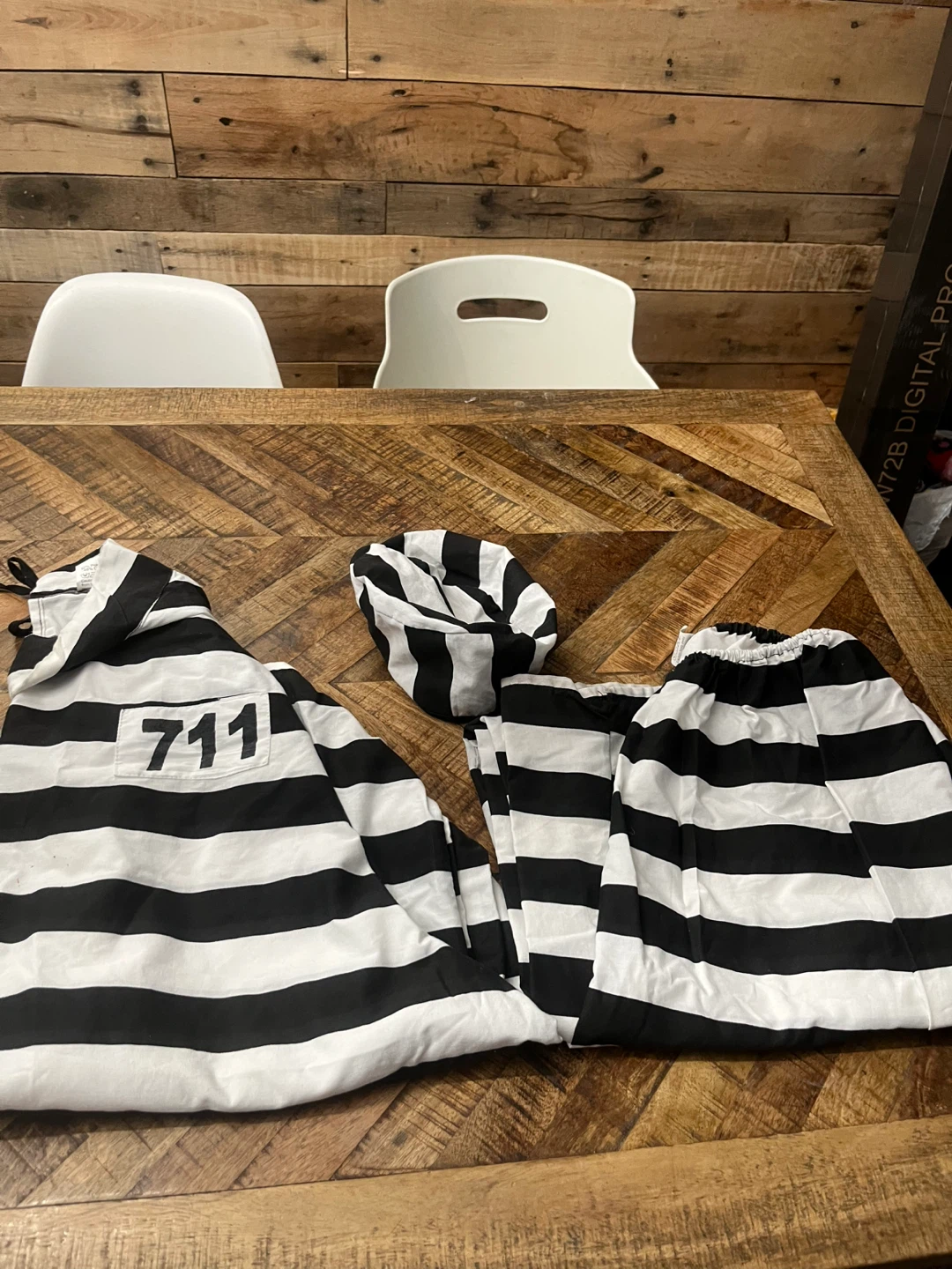 Assorted adult Halloween Costumes - photo 5