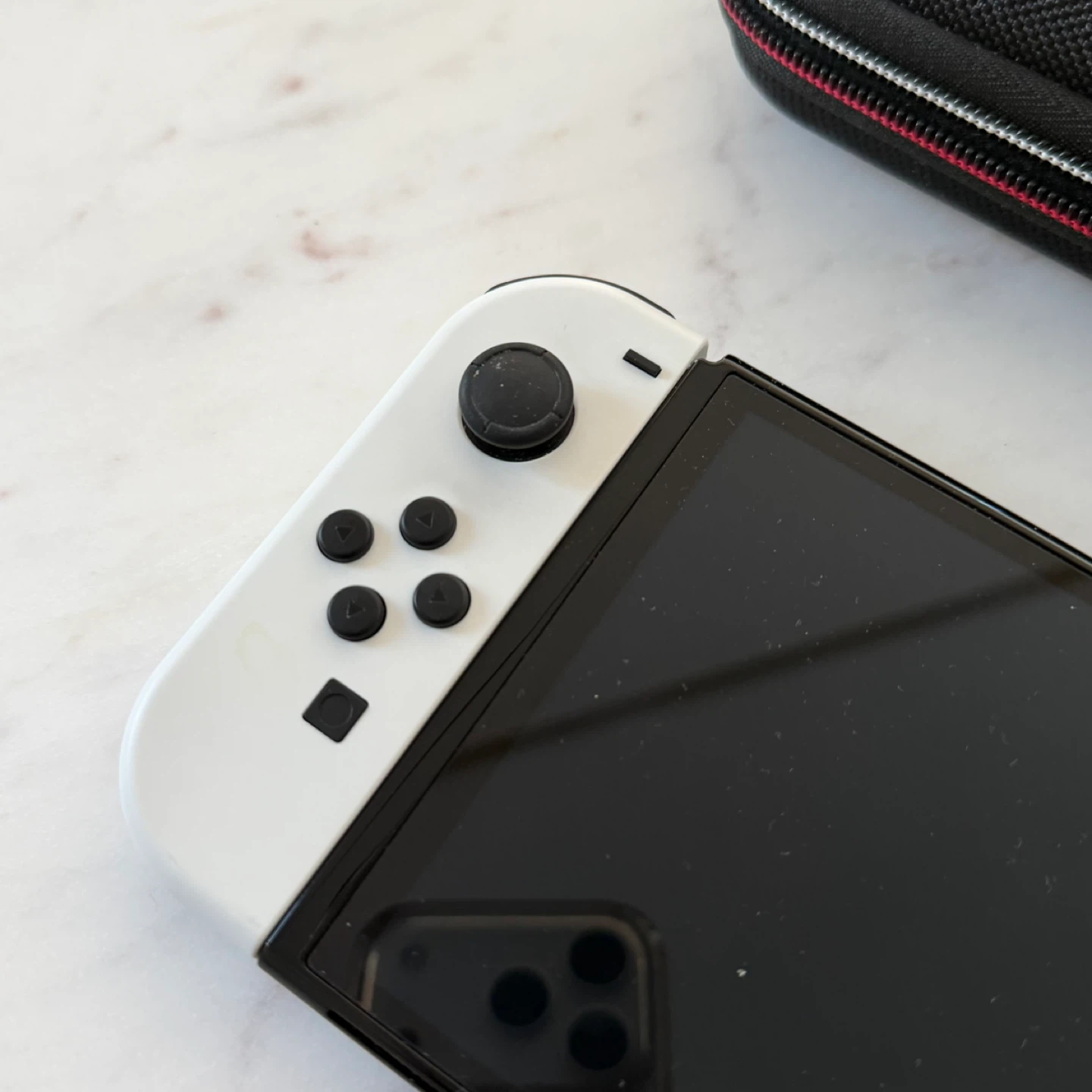 Nintendo Switch OLED – Case and 128GB microSD - photo 5