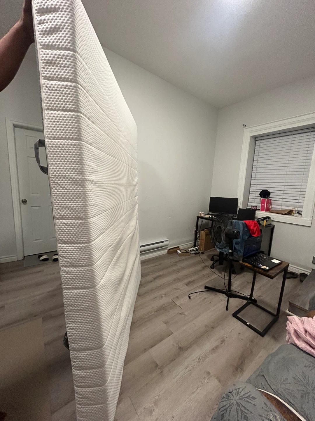 Queen size IKEA foam matress - photo 2