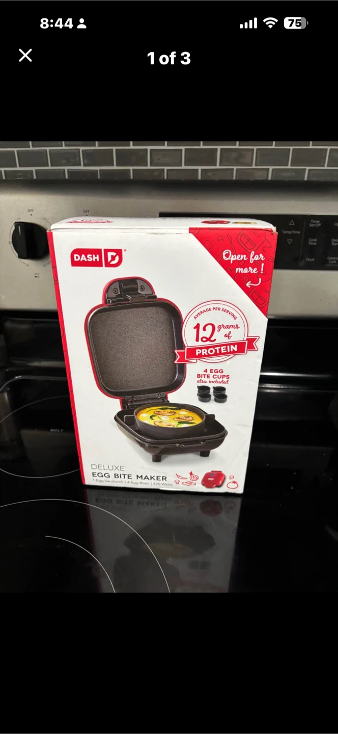 New, Dash Deluxe Egg Bite Maker