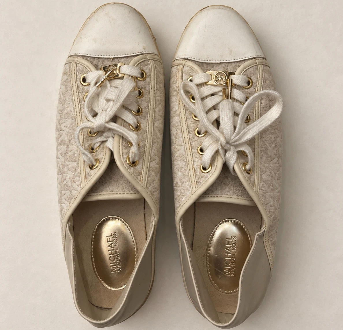 Michael Kors Logo Sneakers Size 9 - photo 3