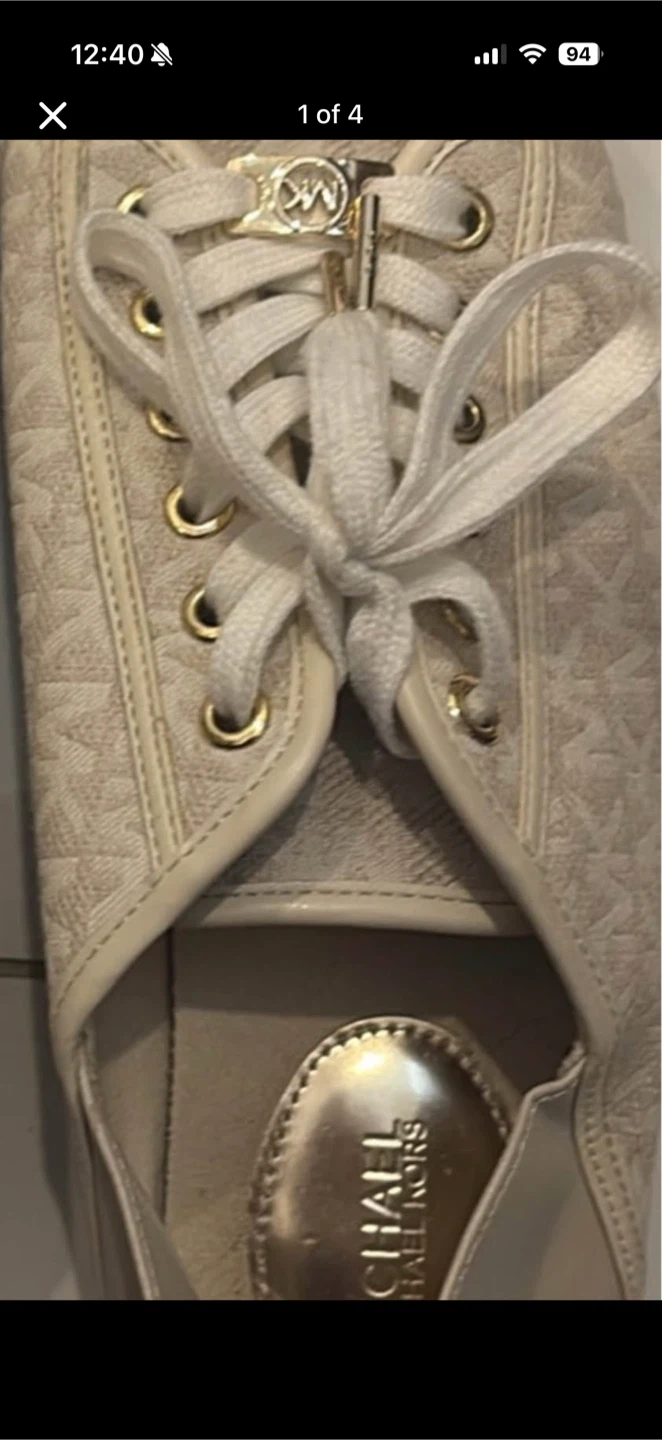 Michael Kors Logo Sneakers Size 9 - photo 5