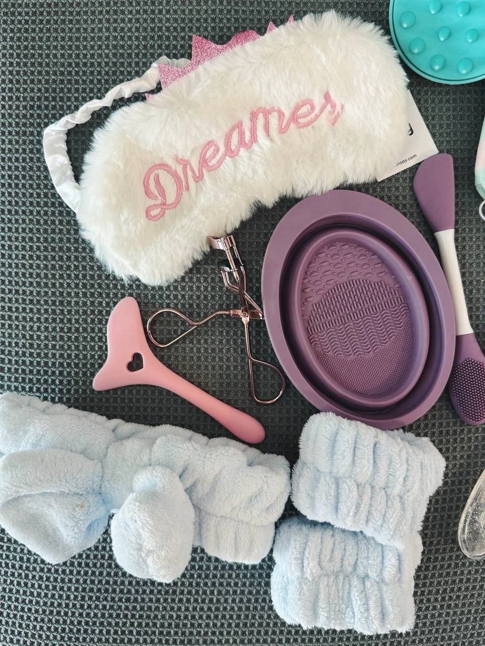 Beauty & Self-Care Bundle - photo 3
