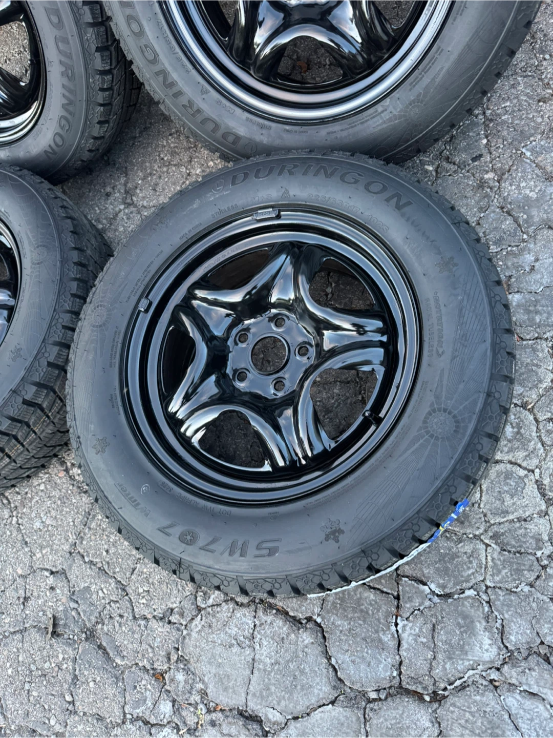 Toyota Rav4 Sienna New Winter Tires on Rims 225 65 R17 - 4 - photo 2