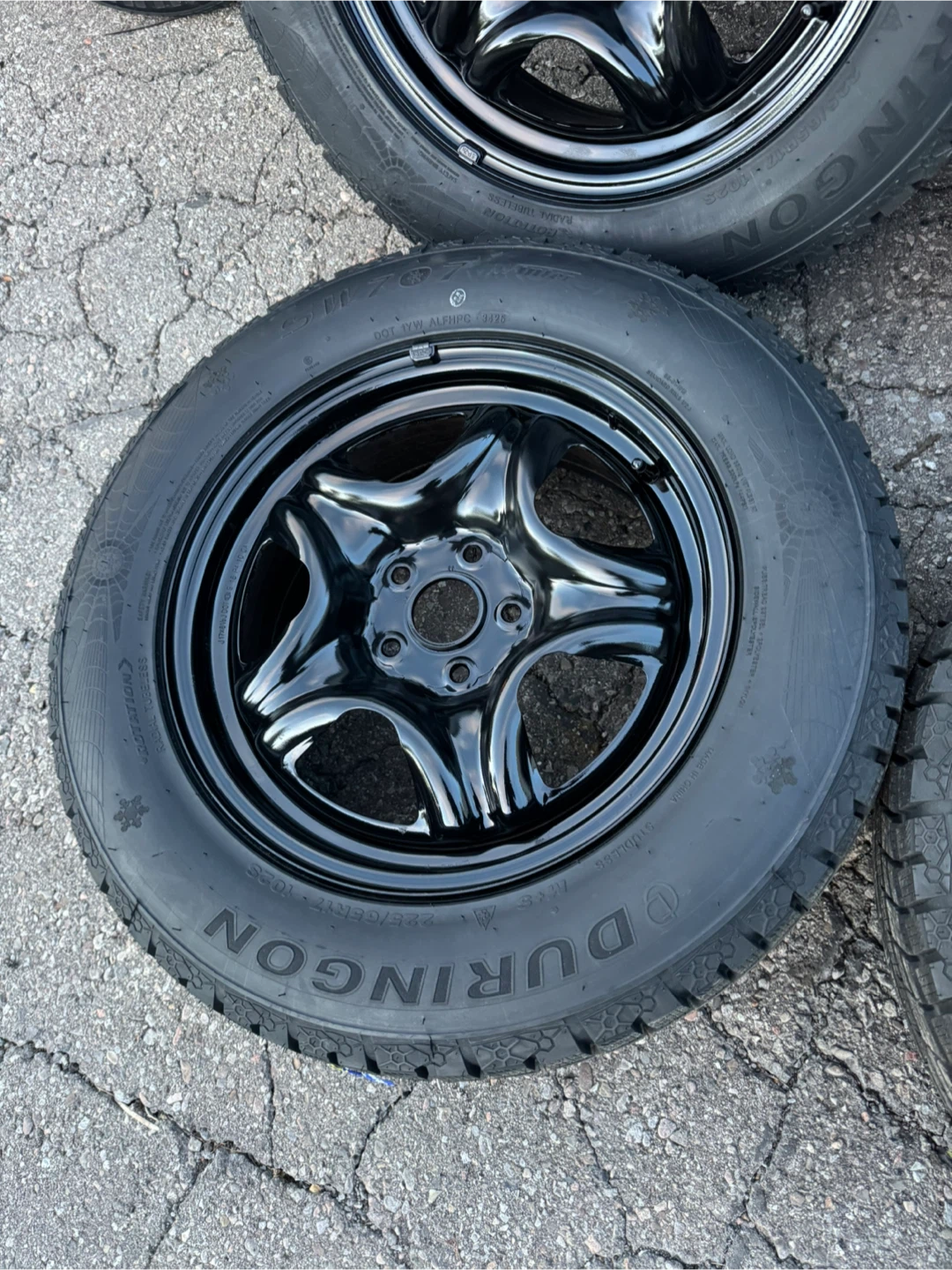 Toyota Rav4 Sienna New Winter Tires on Rims 225 65 R17 - 4 - photo 3