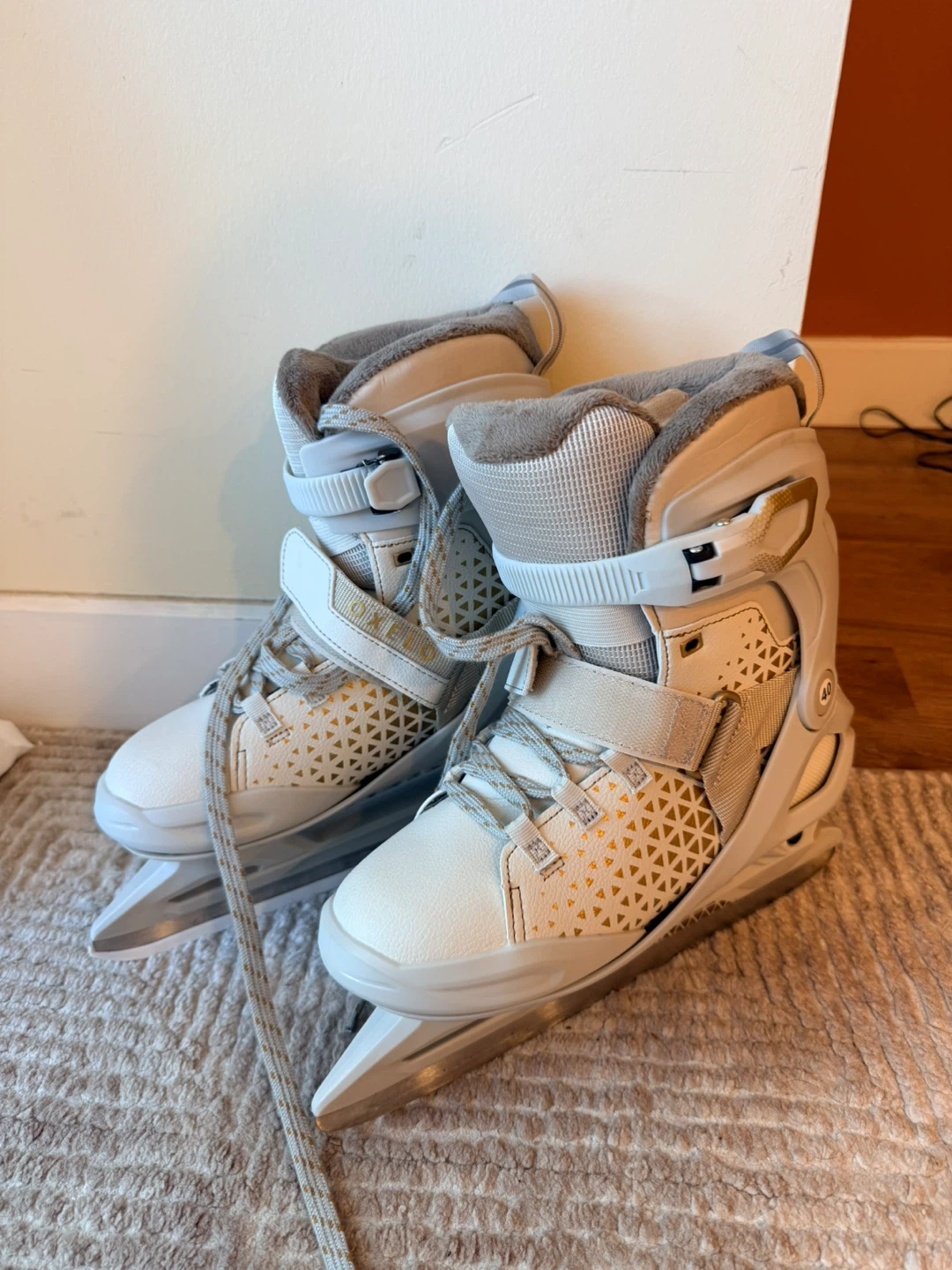 Oxelo Women's Ice Skates Size 40