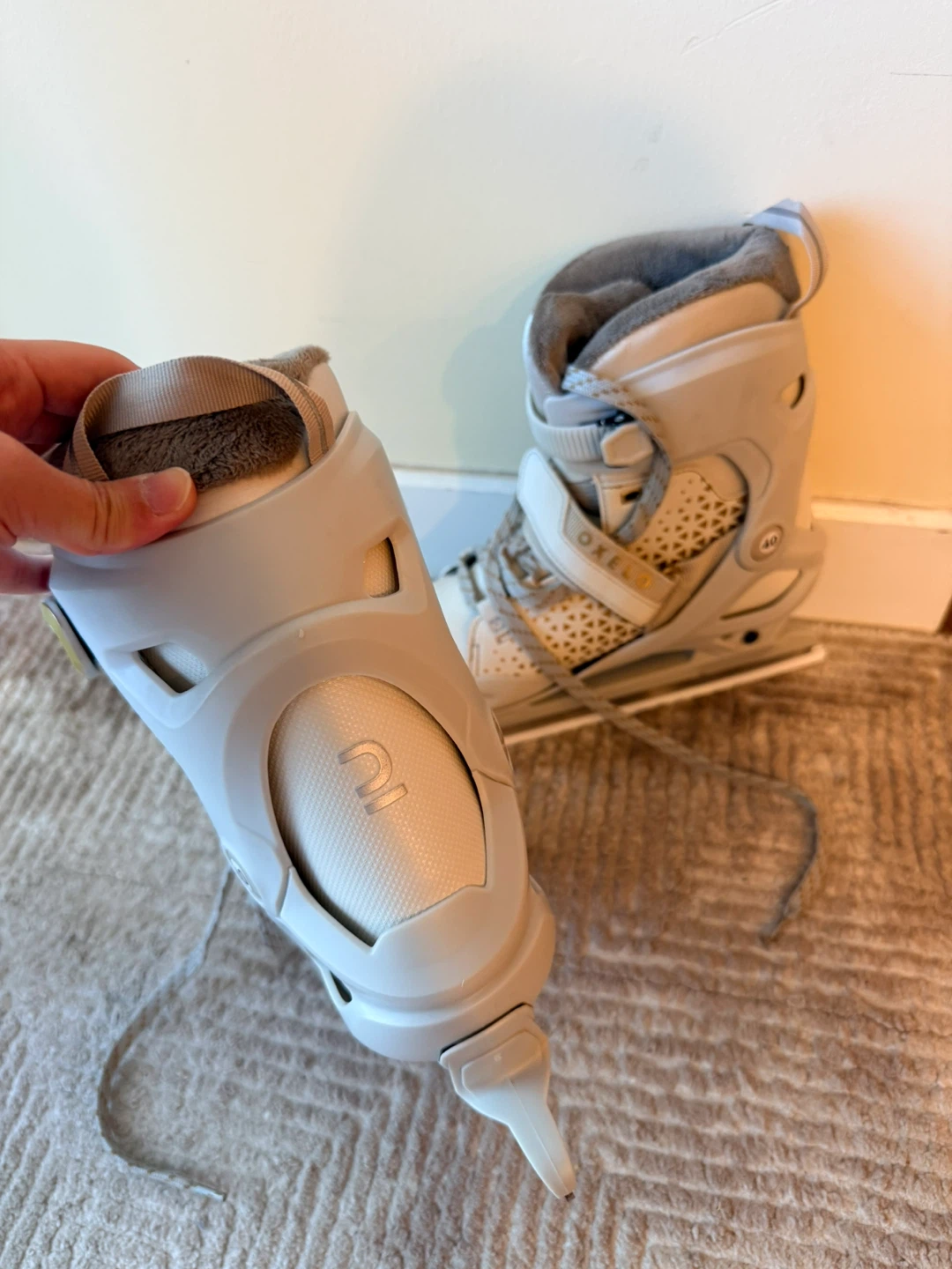 Oxelo Women's Ice Skates Size 40 - photo 3