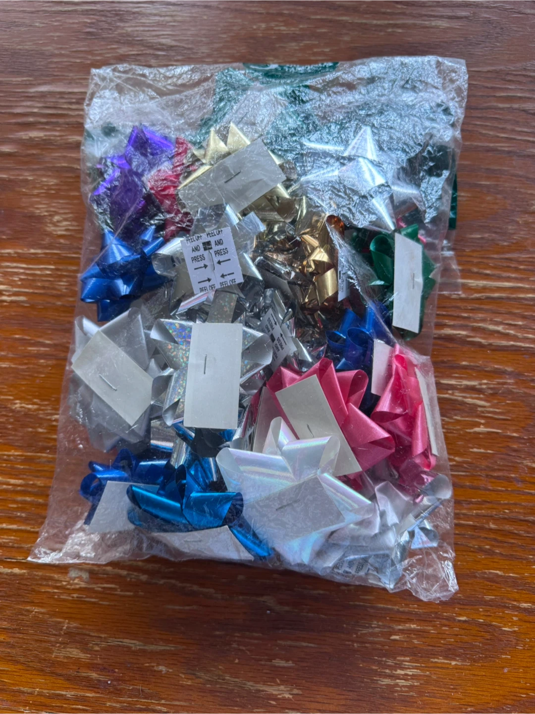 Assorted Gift Bows - photo 2