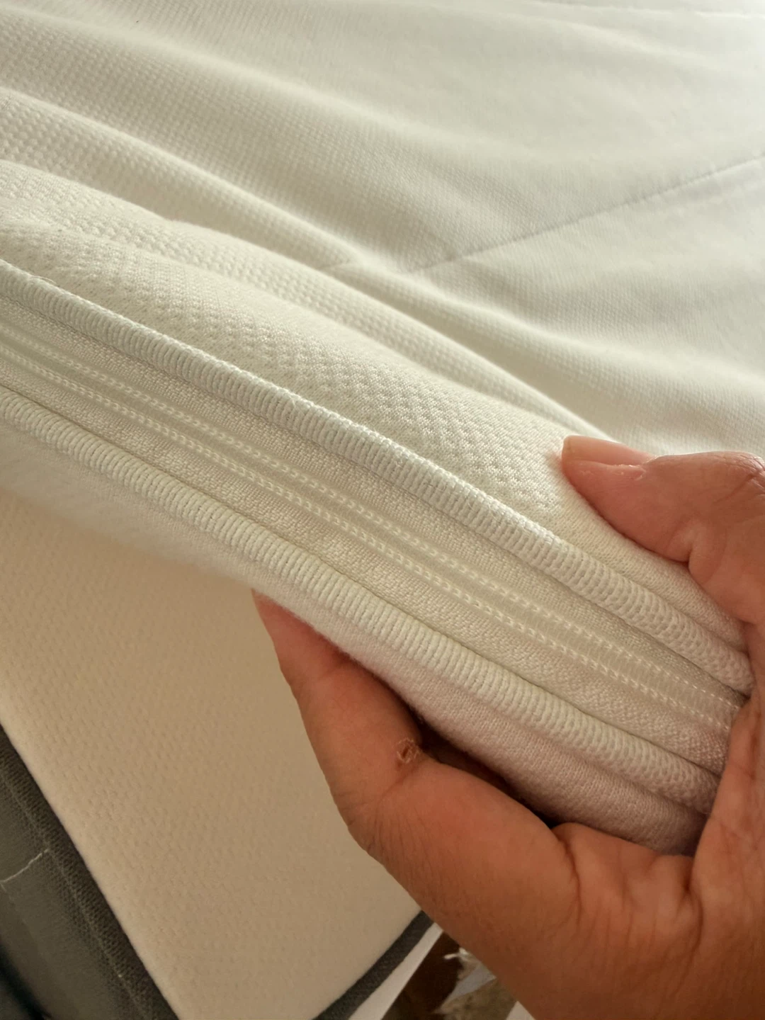 IKEA Queen-size bed frame, mattress and mattress topper - photo 4