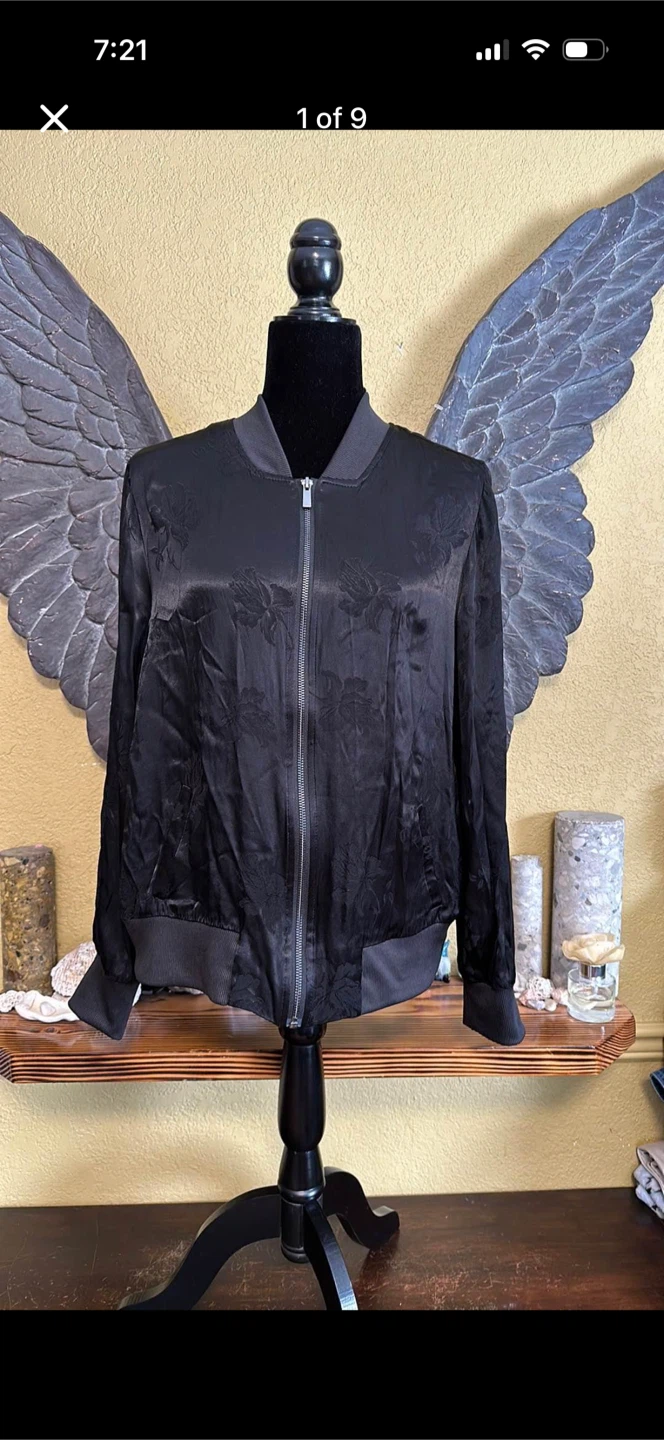 A MTL 1989 Floral Satin Bomber Jacket